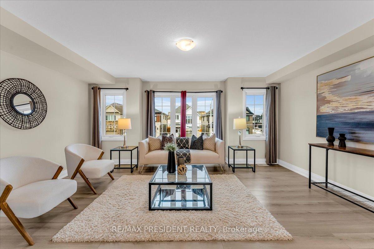 Photo 10 of 140 Ian Ormston Drive, Kitchener — HOMEH