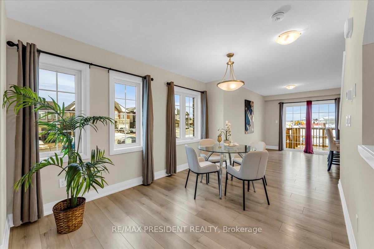 Photo 13 of 140 Ian Ormston Drive, Kitchener — HOMEH