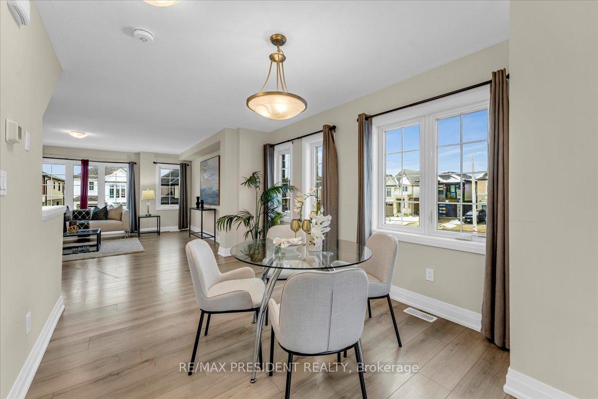 Photo 16 of 140 Ian Ormston Drive, Kitchener — HOMEH