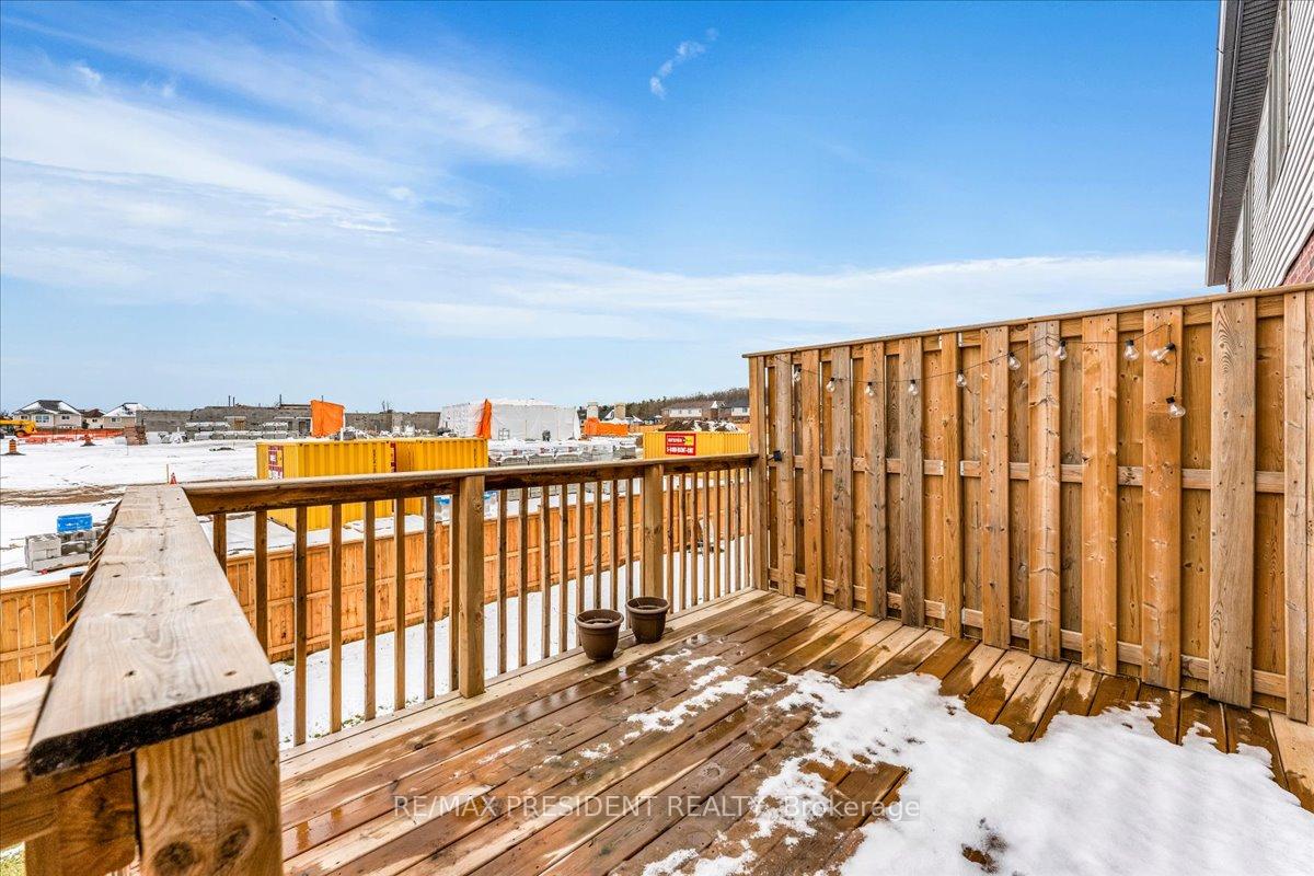 Photo 19 of 140 Ian Ormston Drive, Kitchener — HOMEH
