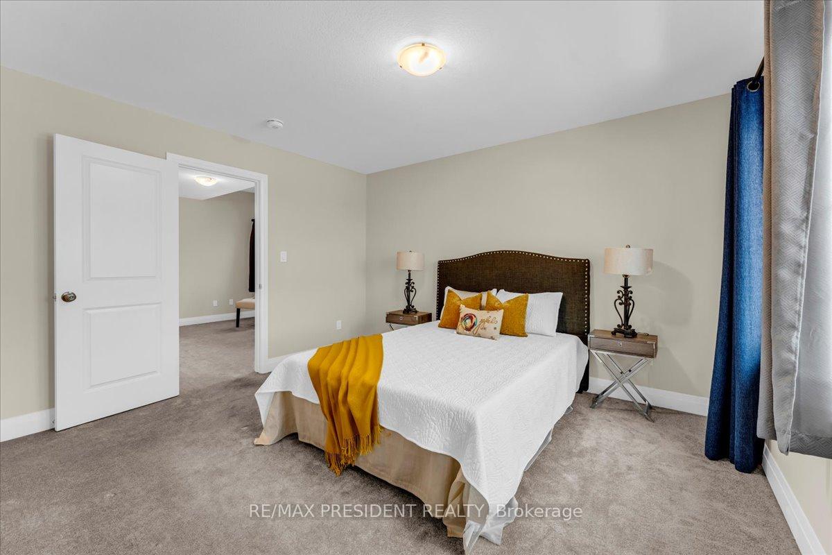 Photo 22 of 140 Ian Ormston Drive, Kitchener — HOMEH