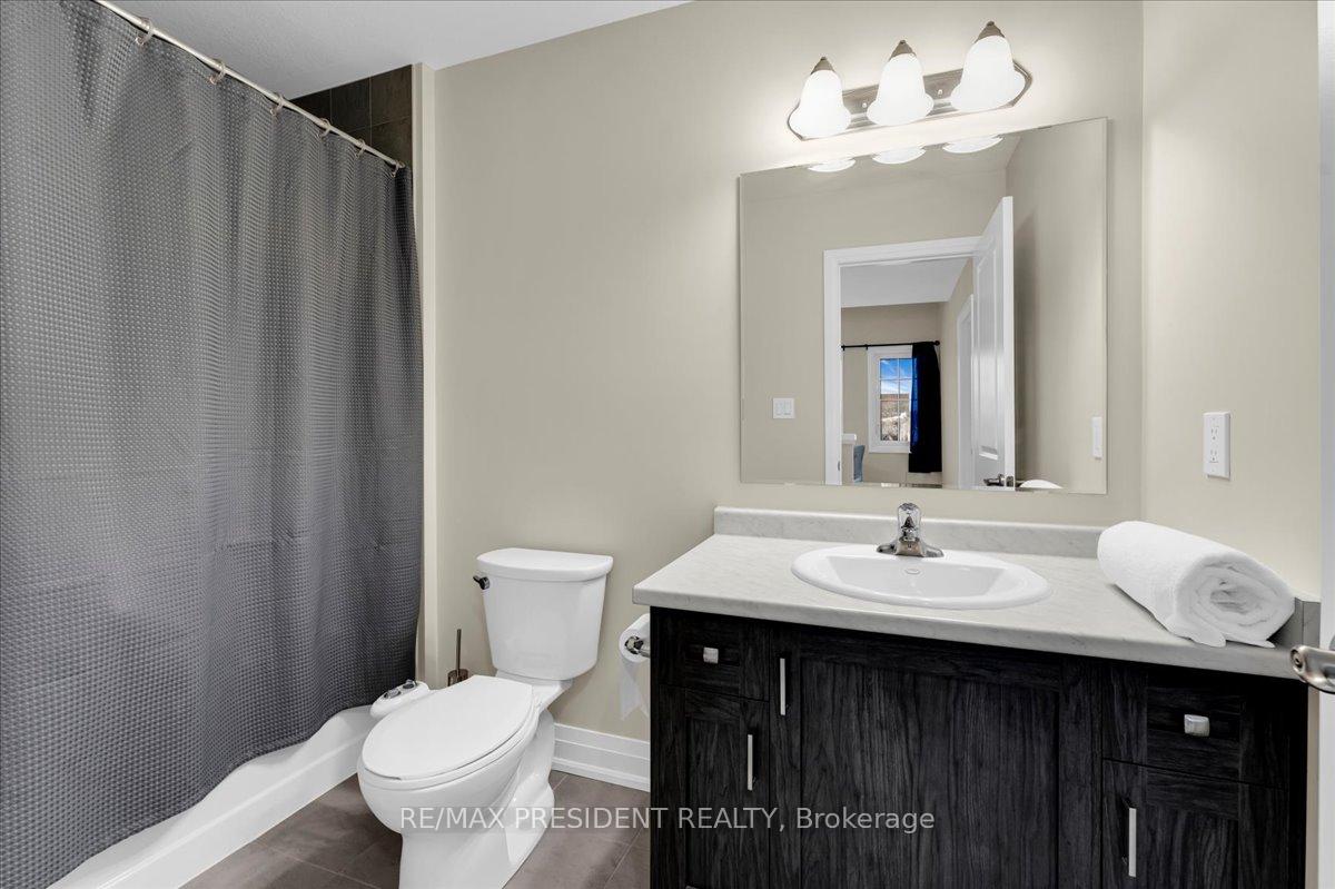Photo 28 of 140 Ian Ormston Drive, Kitchener — HOMEH