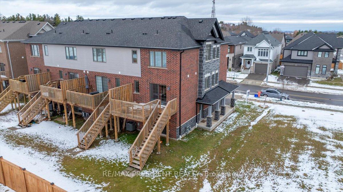 Photo 37 of 140 Ian Ormston Drive, Kitchener — HOMEH