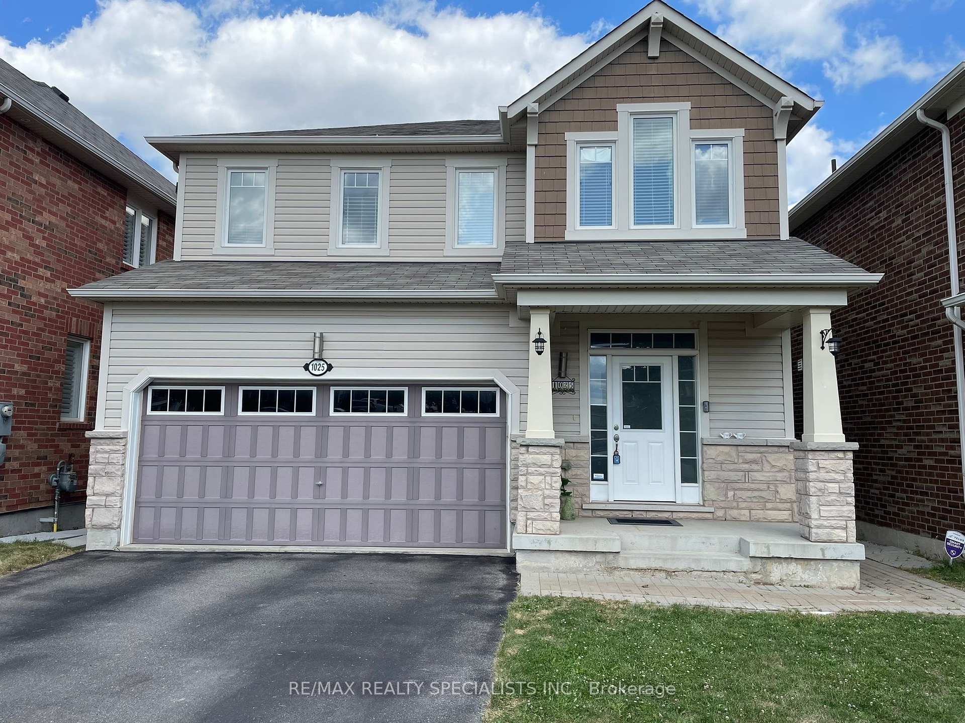 Front of Unit Upper, 1025 Tock Close
