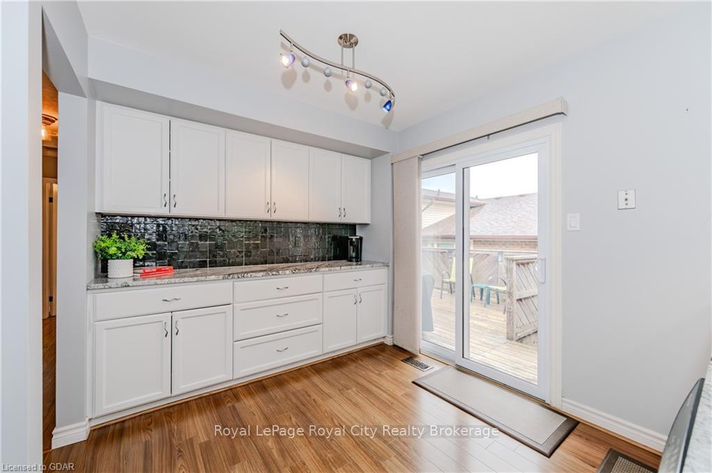 Photo 15 of 120 Oakhurst Crescent, Kitchener — HOMEH