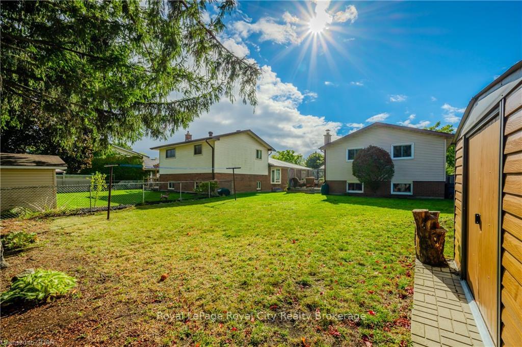 Photo 35 of 120 Oakhurst Crescent, Kitchener — HOMEH