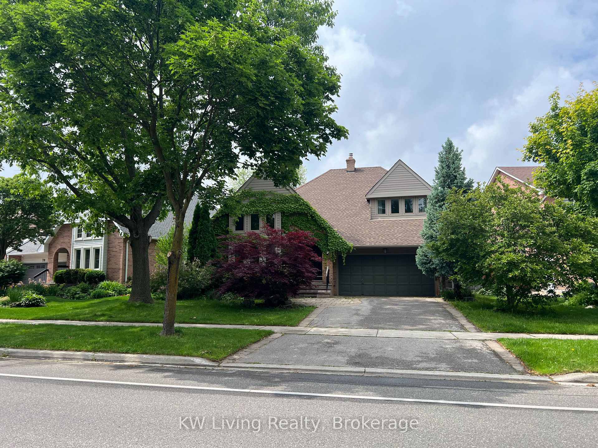 Photo 1 of 72 Longwater Chase, Markham, Unionville — HOMEH