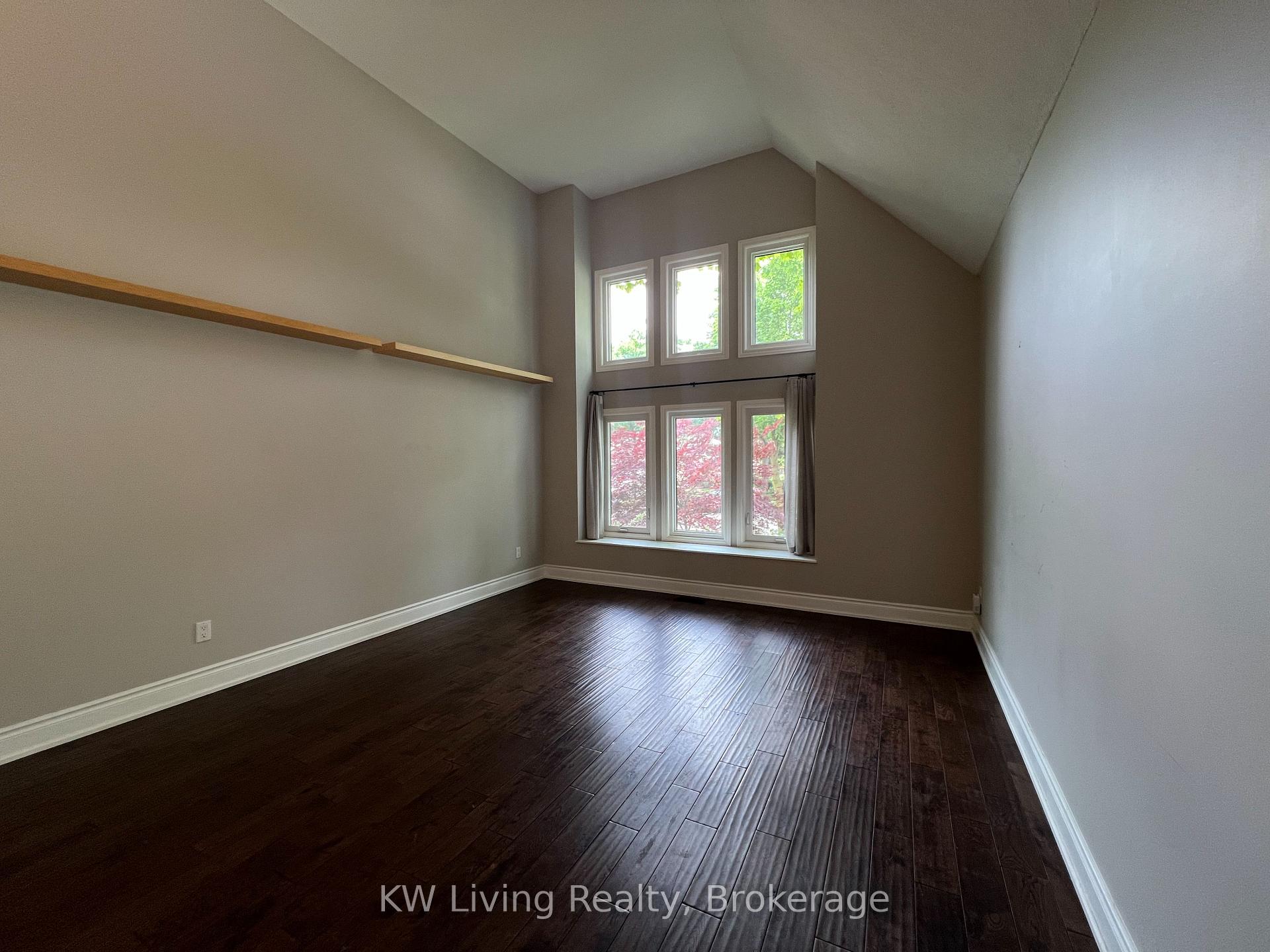 Photo 4 of 72 Longwater Chase, Markham, Unionville — HOMEH