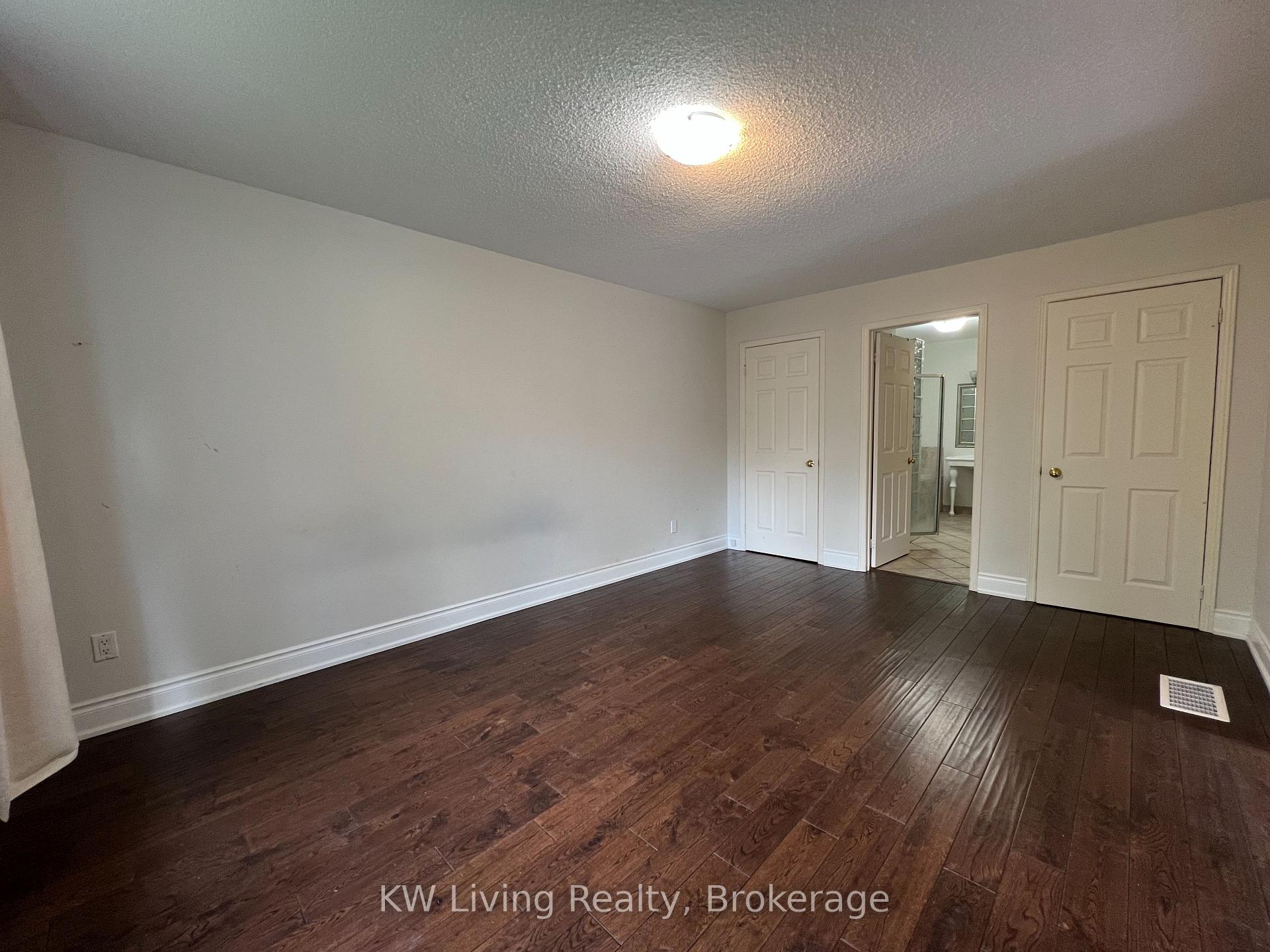 Photo 12 of 72 Longwater Chase, Markham, Unionville — HOMEH