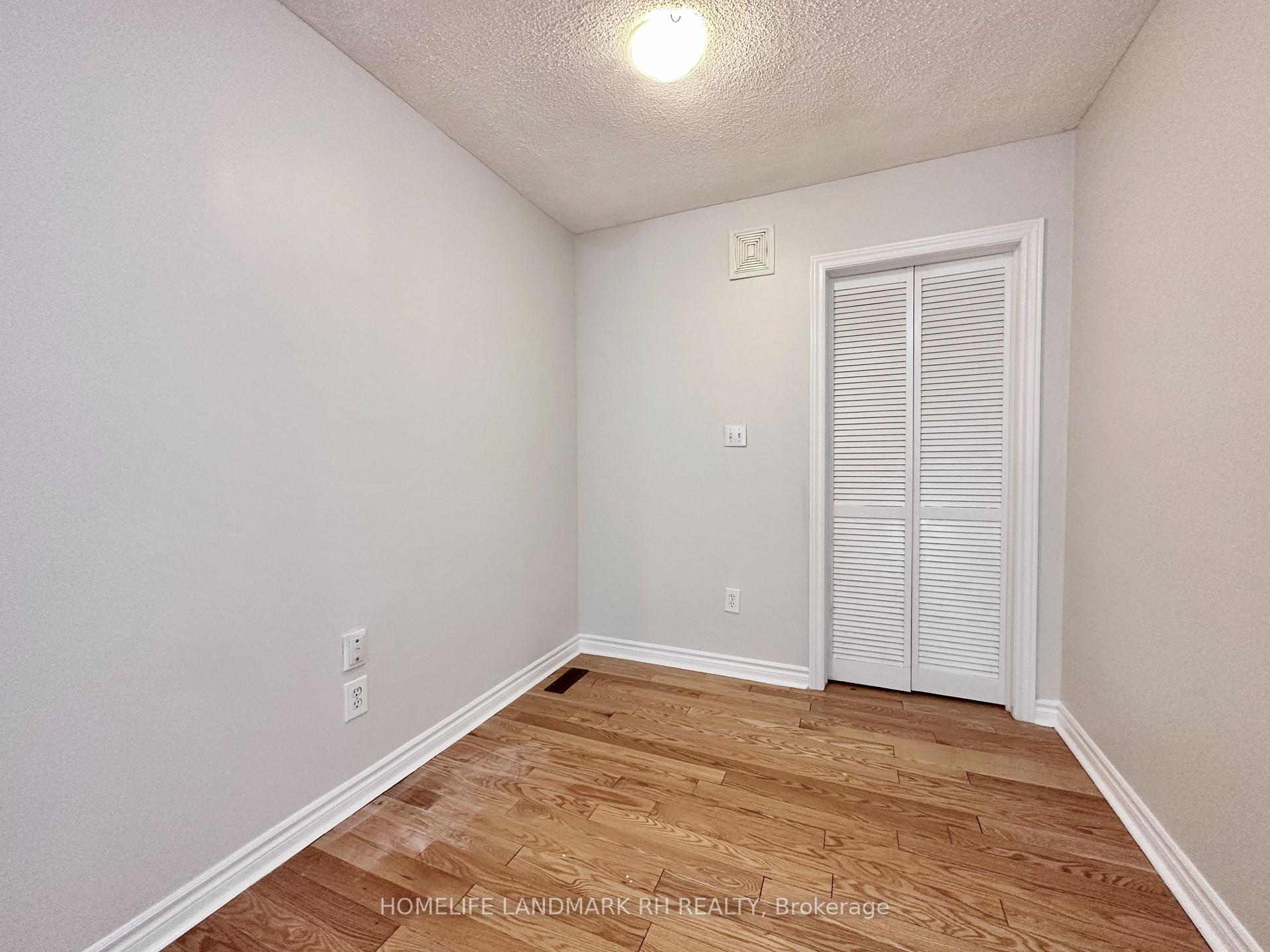 Photo 4 of 57 Castan Avenue, Markham, Village Green-South Unionville — HOMEH