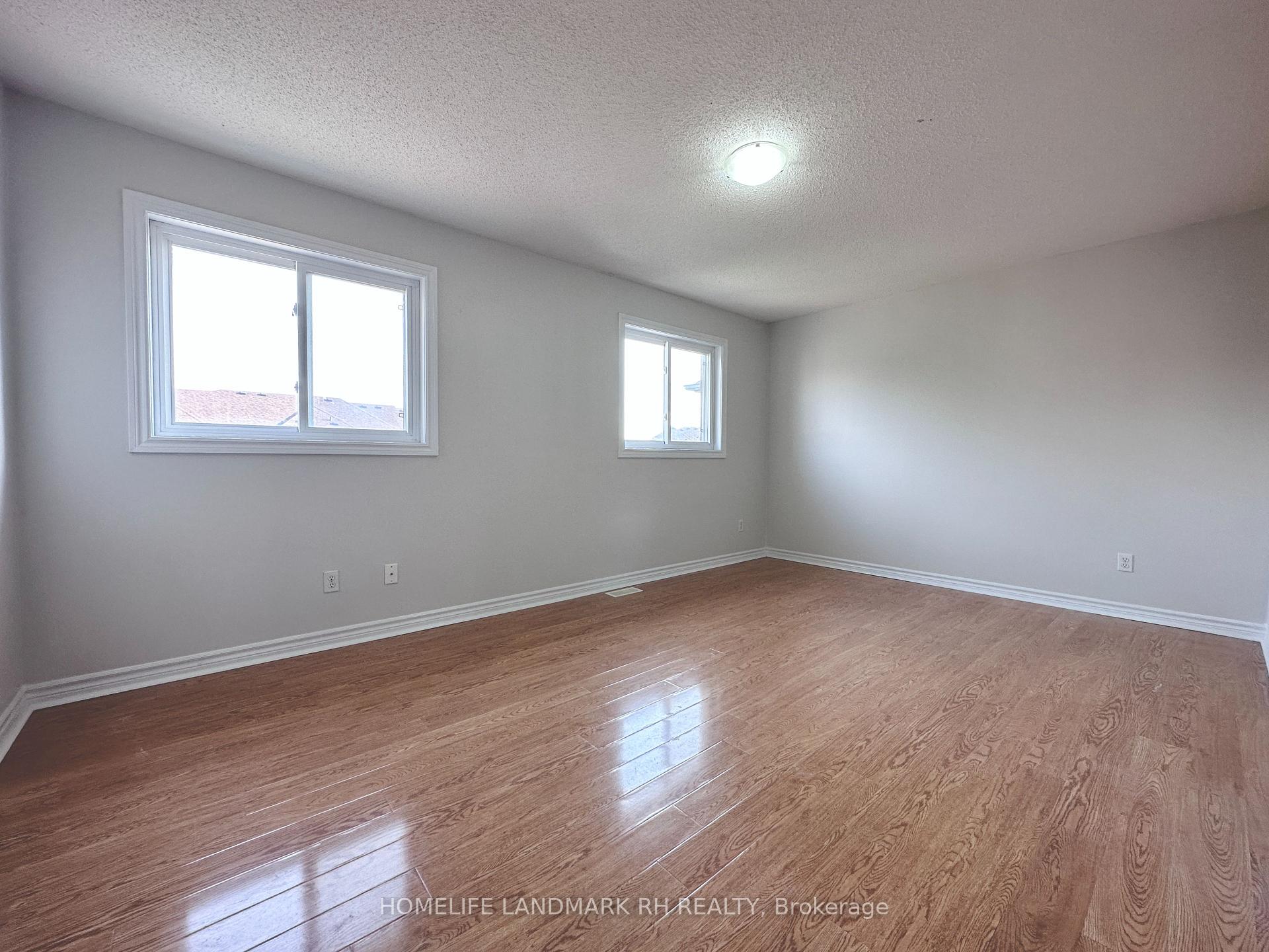 Photo 14 of 57 Castan Avenue, Markham, Village Green-South Unionville — HOMEH