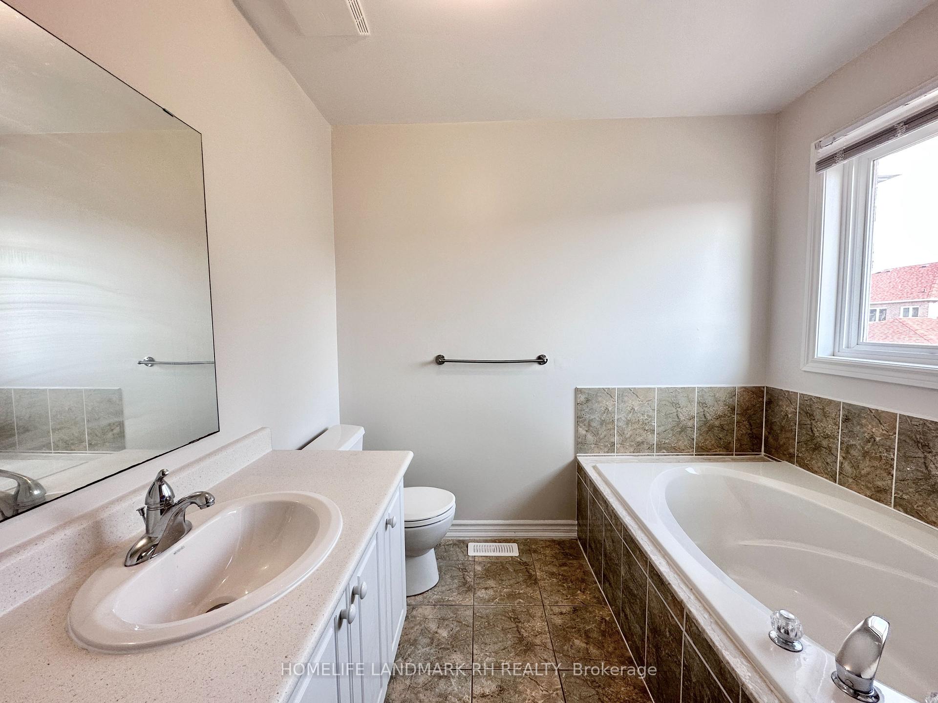 Photo 15 of 57 Castan Avenue, Markham, Village Green-South Unionville — HOMEH
