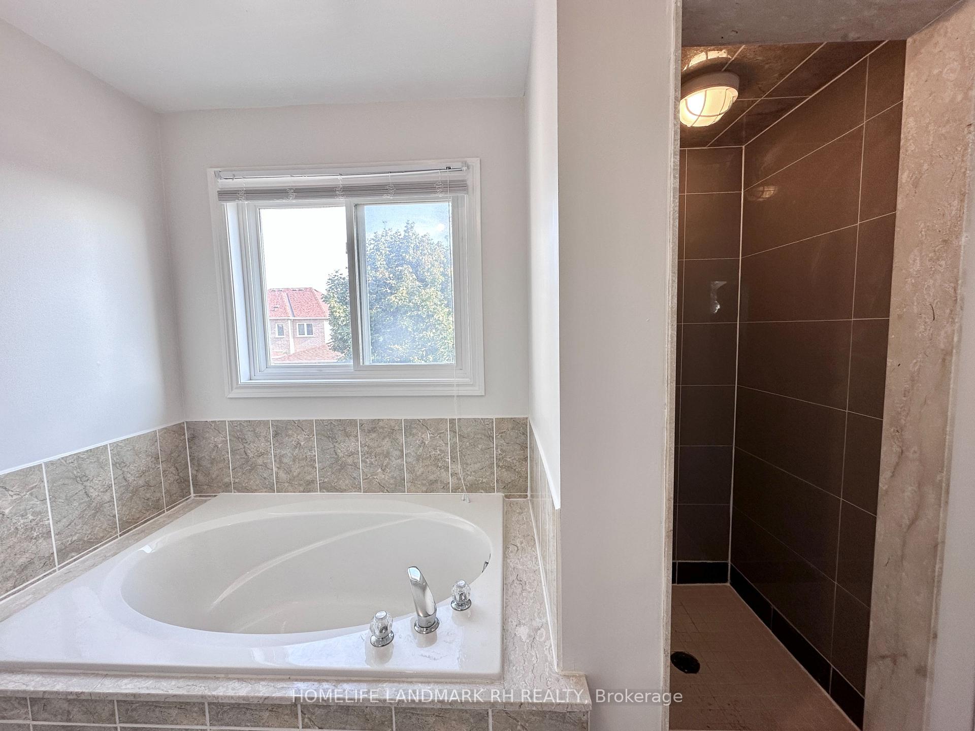 Photo 16 of 57 Castan Avenue, Markham, Village Green-South Unionville — HOMEH