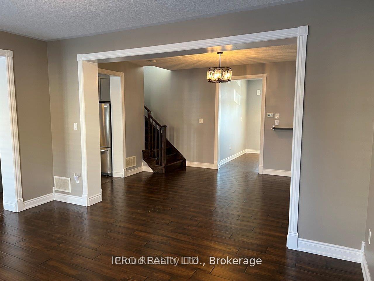 Photo 6 of 883 Pickersgill Crescent, Milton, Harrison — HOMEH