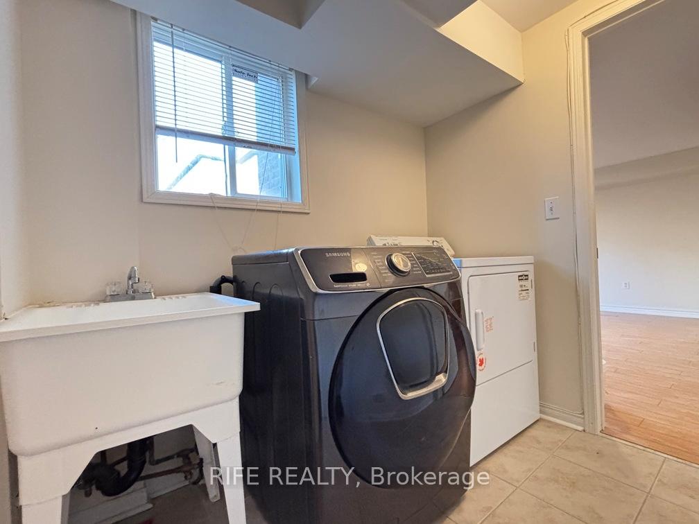 Photo 17 of 111 Orchard Hill Boulevard, Markham, Berczy — HOMEH