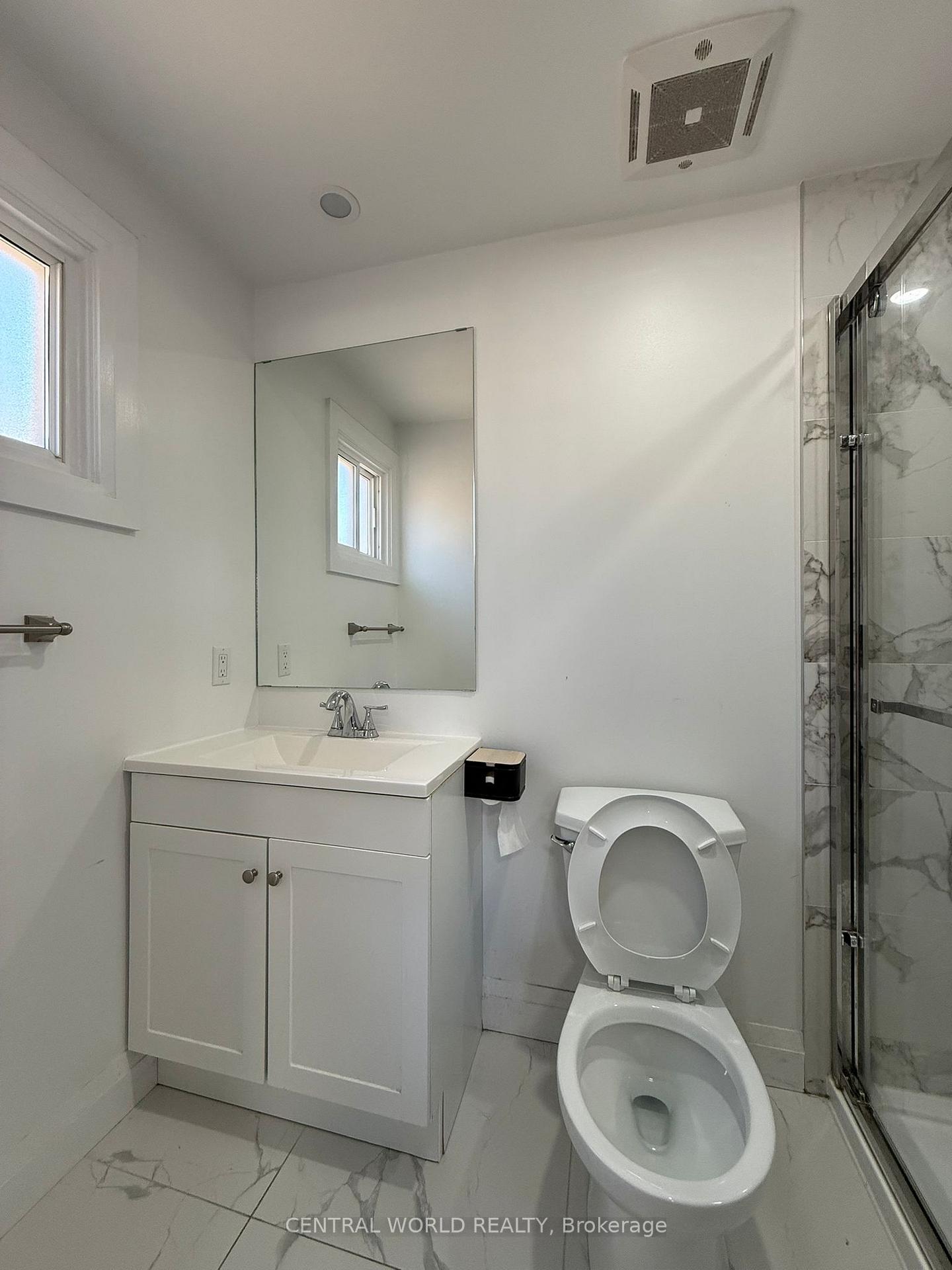 Photo 10 of 141 Upton Crescent, Markham, Milliken Mills West — HOMEH