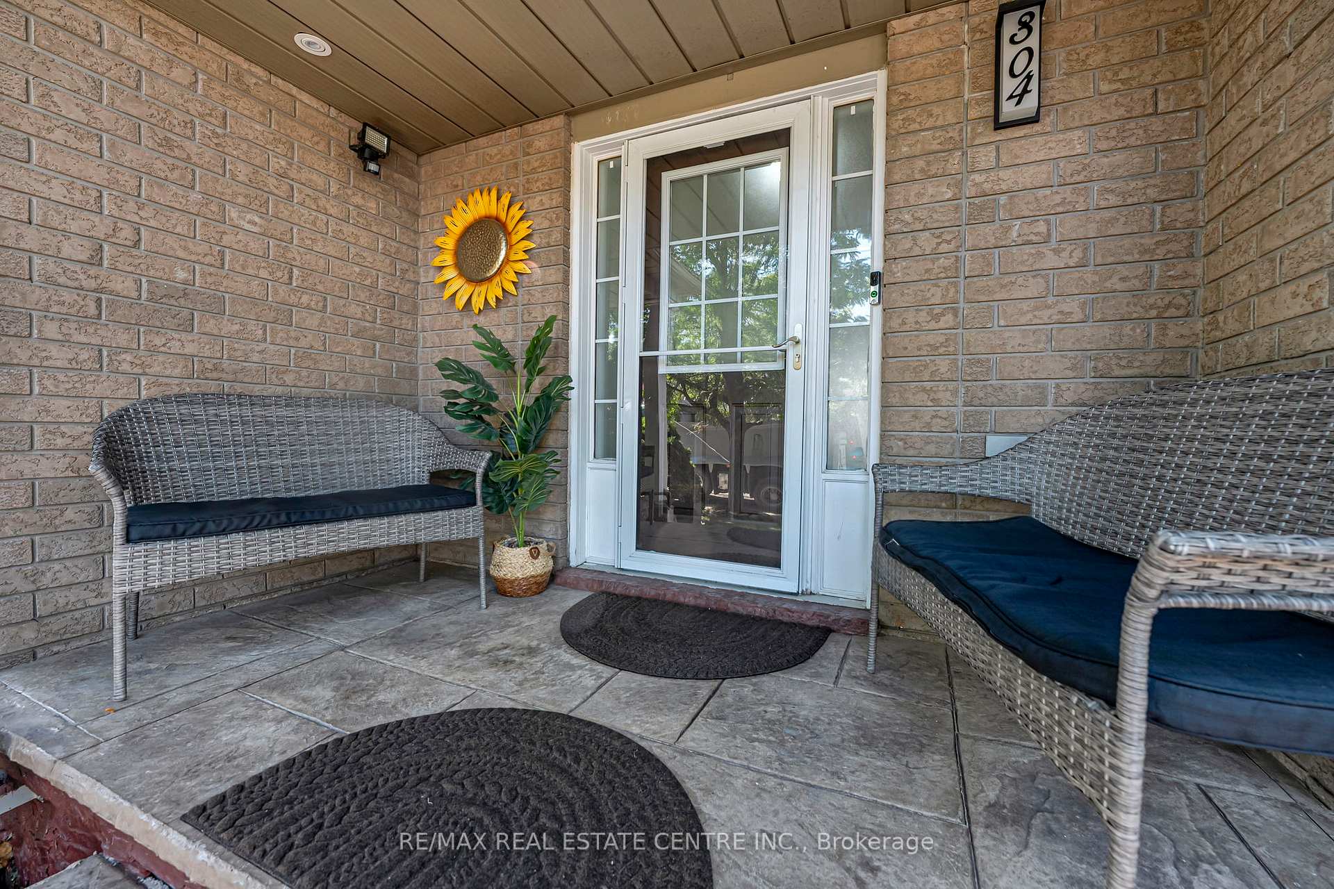 Photo 4 of 304 Andrews Trail, Milton, Clarke — HOMEH
