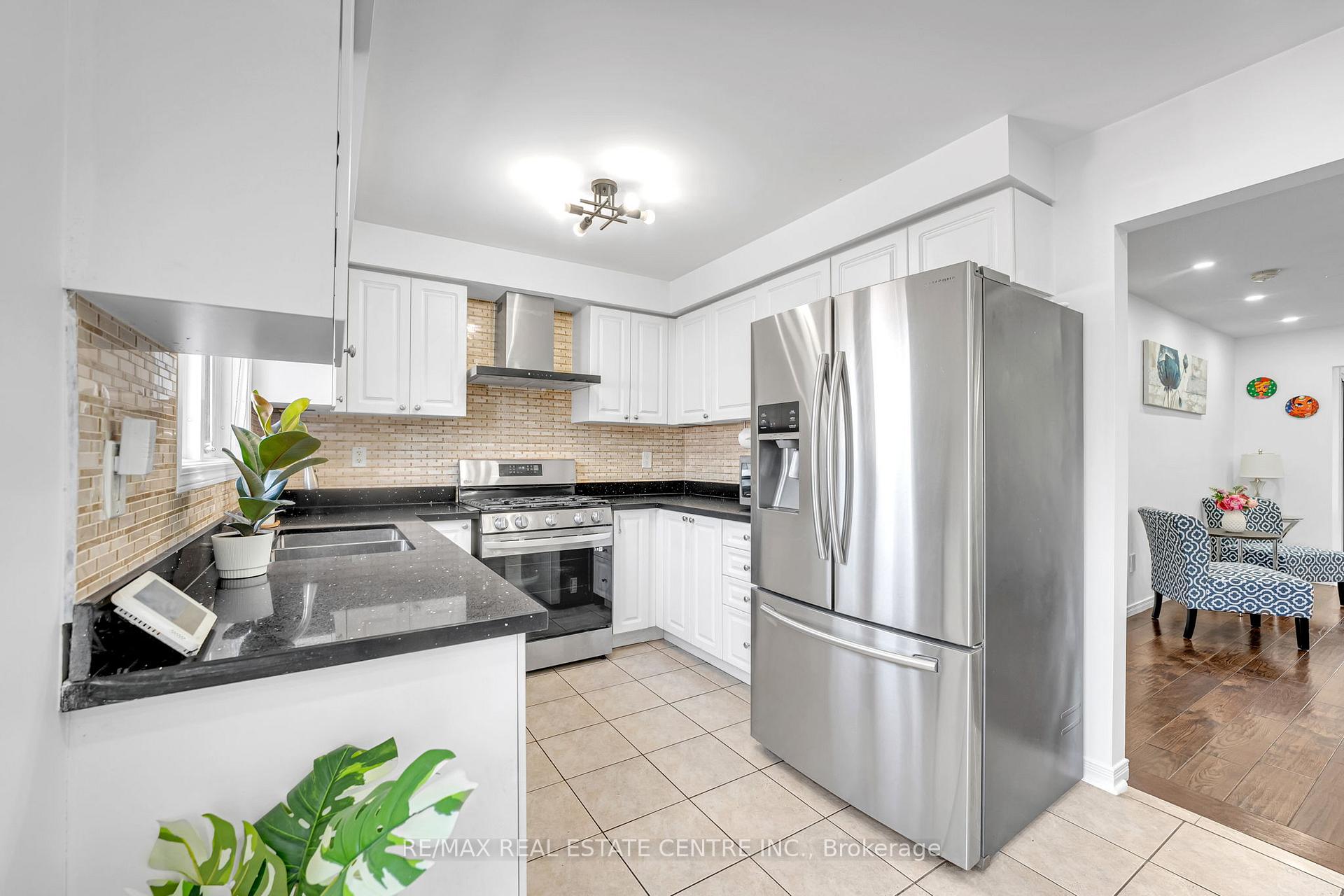 Photo 13 of 304 Andrews Trail, Milton, Clarke — HOMEH