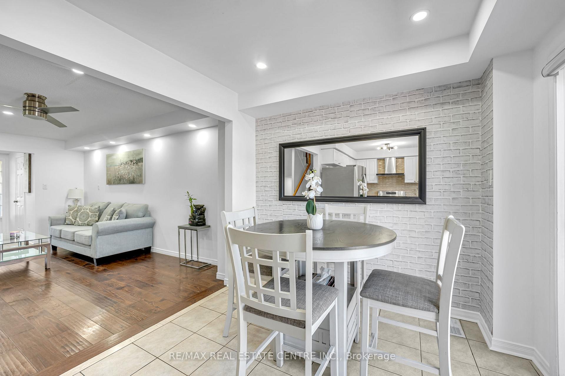 Photo 16 of 304 Andrews Trail, Milton, Clarke — HOMEH