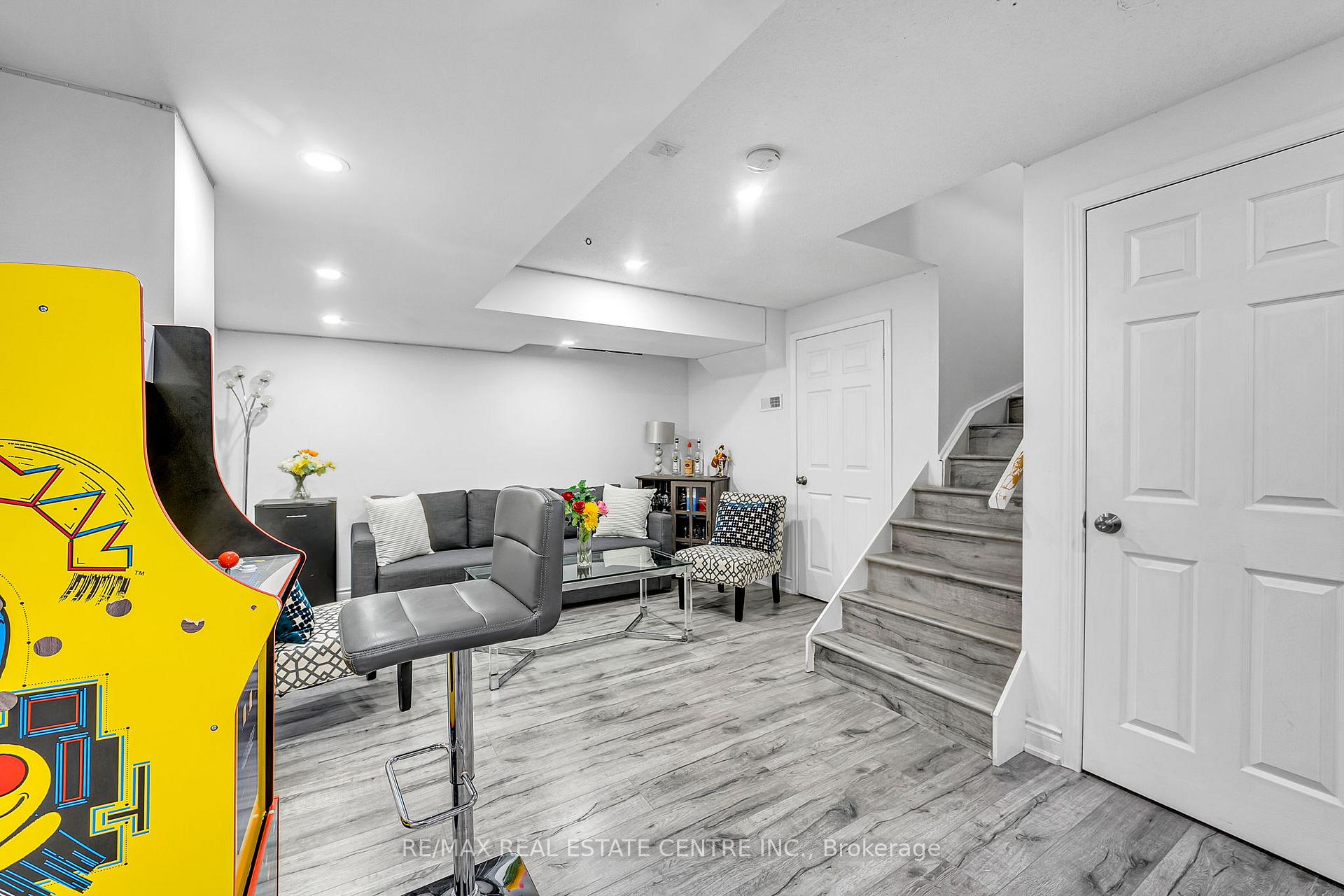 Photo 33 of 304 Andrews Trail, Milton, Clarke — HOMEH