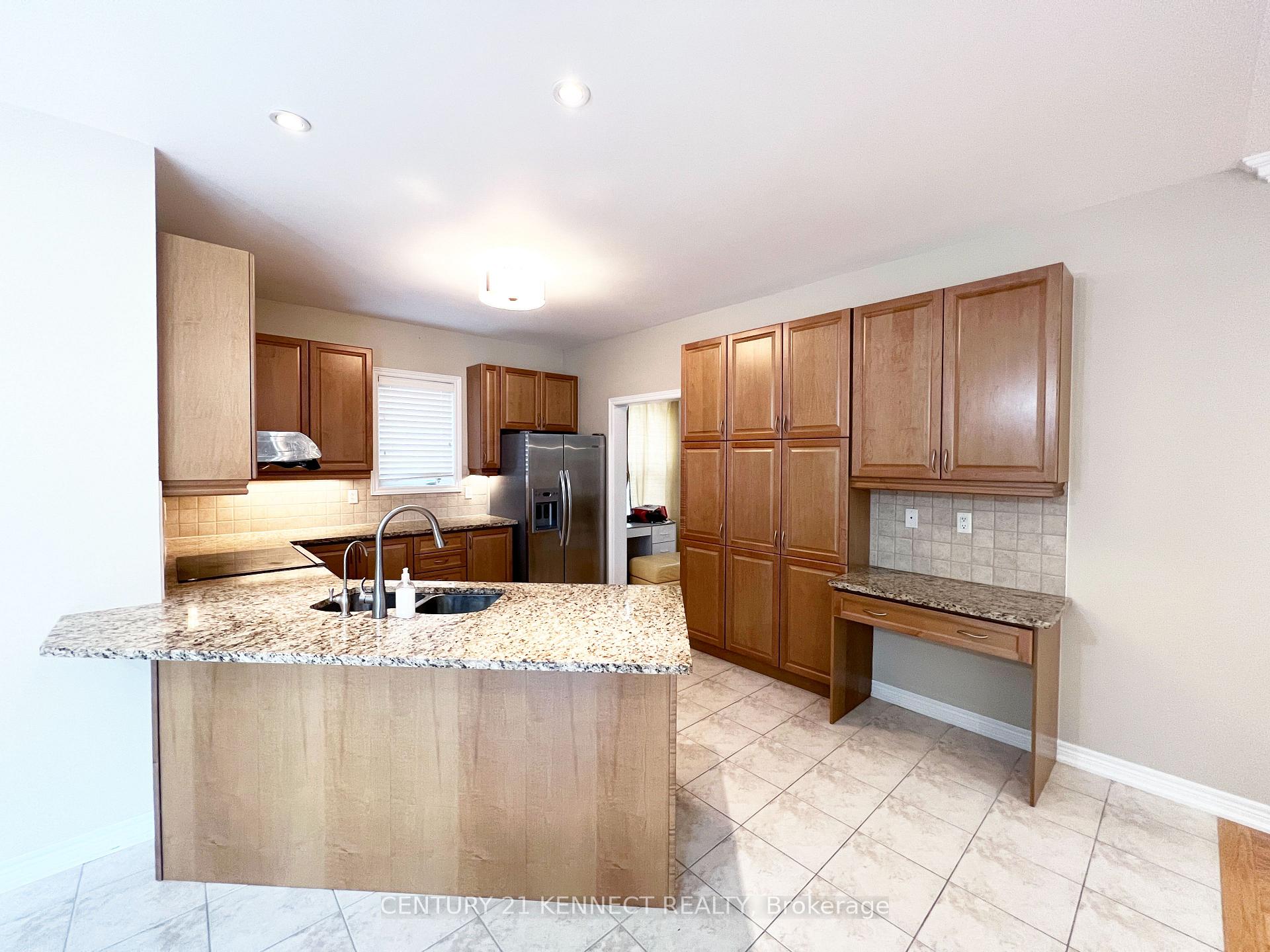 Photo 11 of 69 Reflection Road, Markham, Cathedraltown — HOMEH