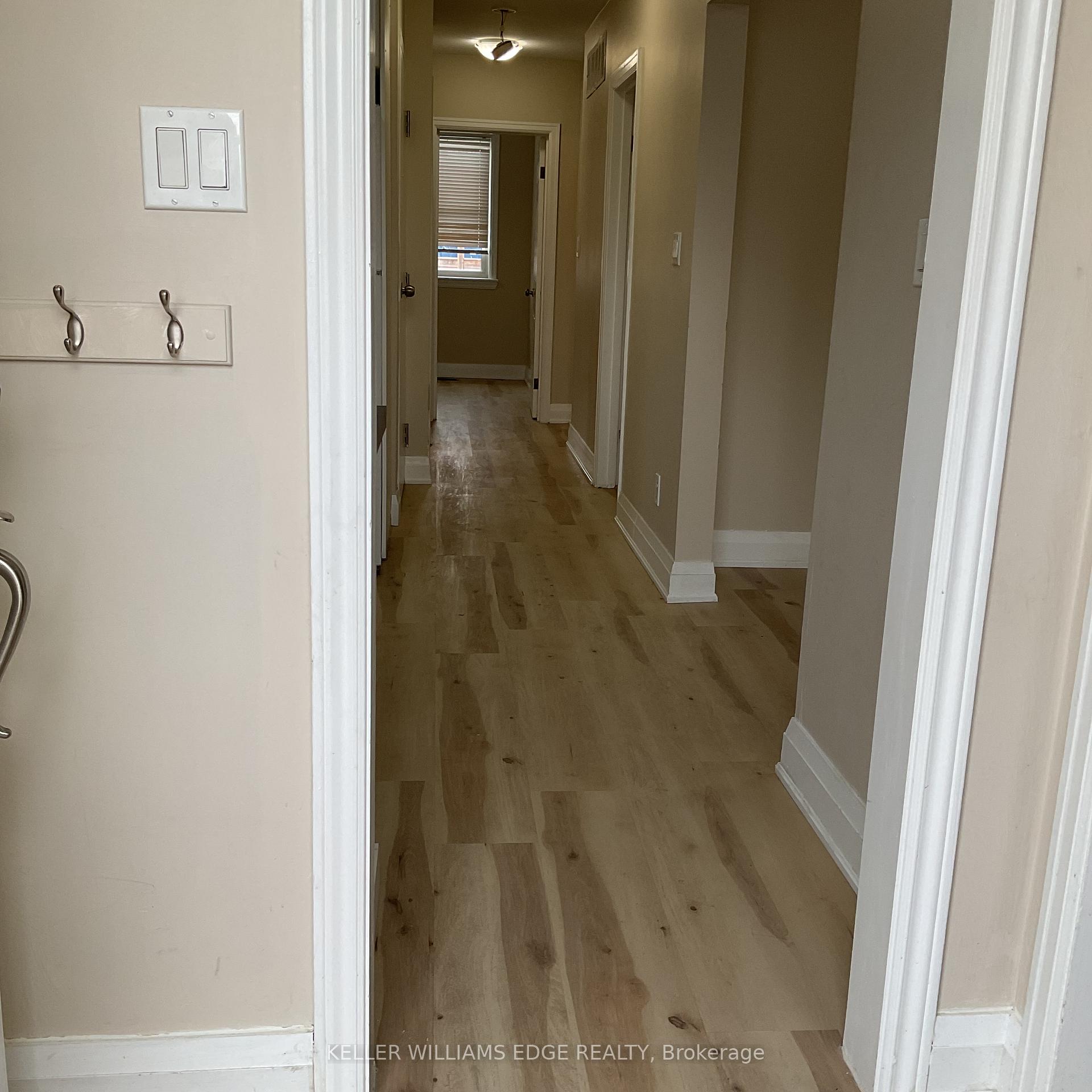 Photo 2 of 25 West 4th Street, Hamilton, Bonnington — HOMEH