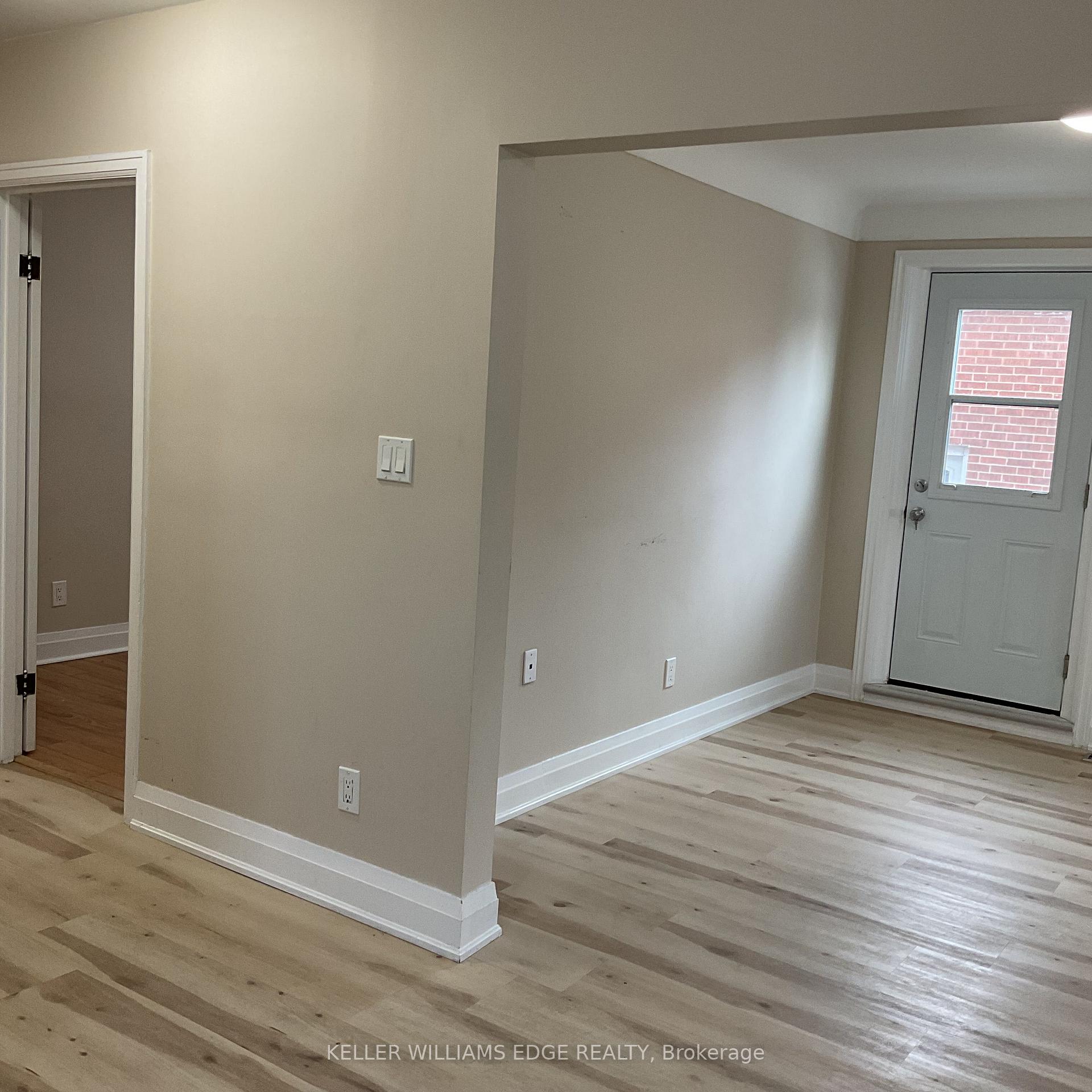 Photo 7 of 25 West 4th Street, Hamilton, Bonnington — HOMEH