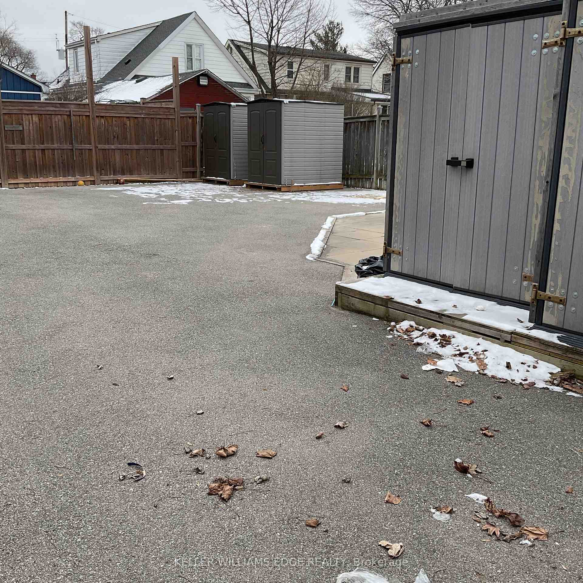 Photo 16 of 25 West 4th Street, Hamilton, Bonnington — HOMEH