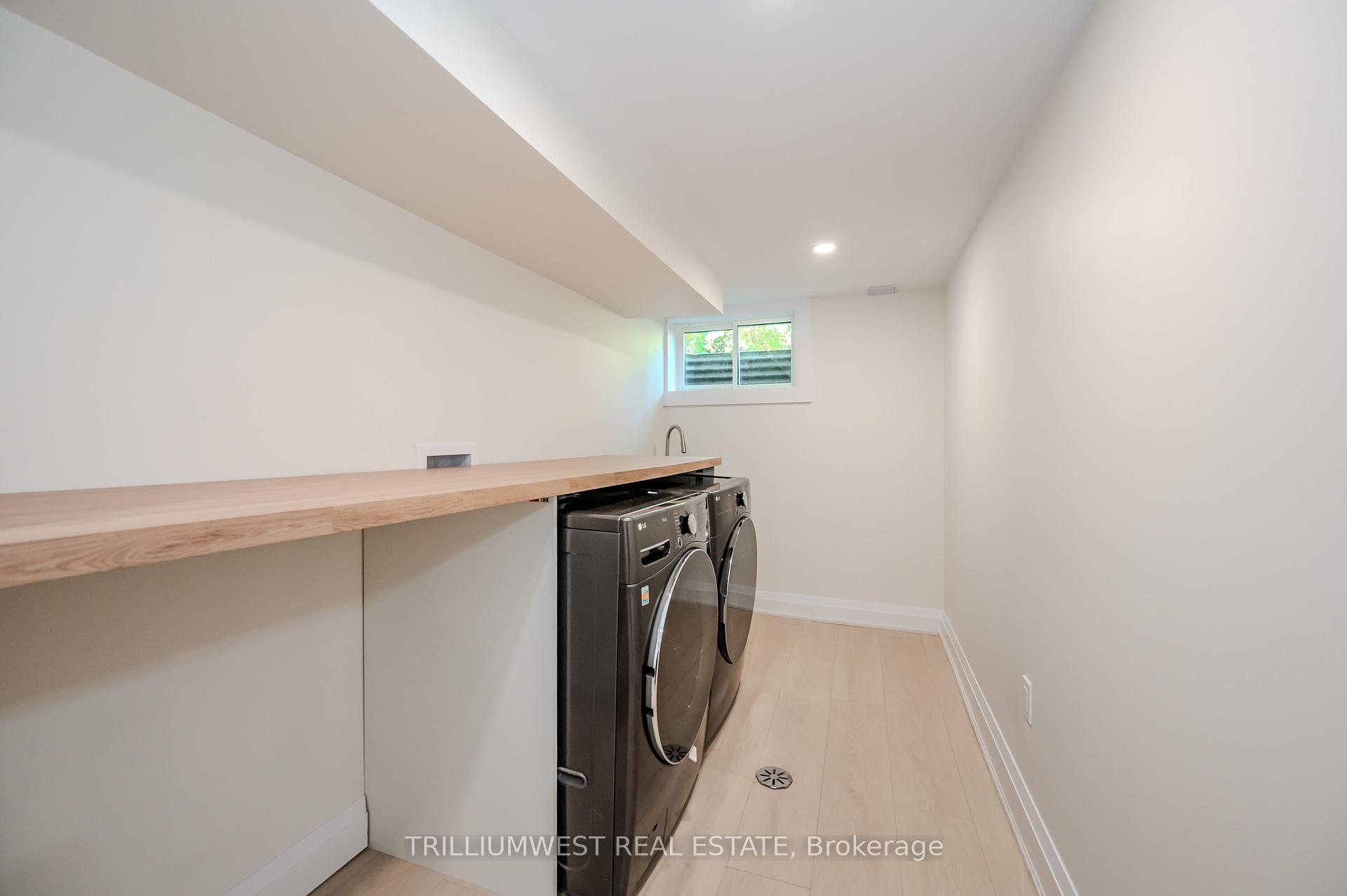 Photo 13 of 72 Valewood Place, Kitchener — HOMEH