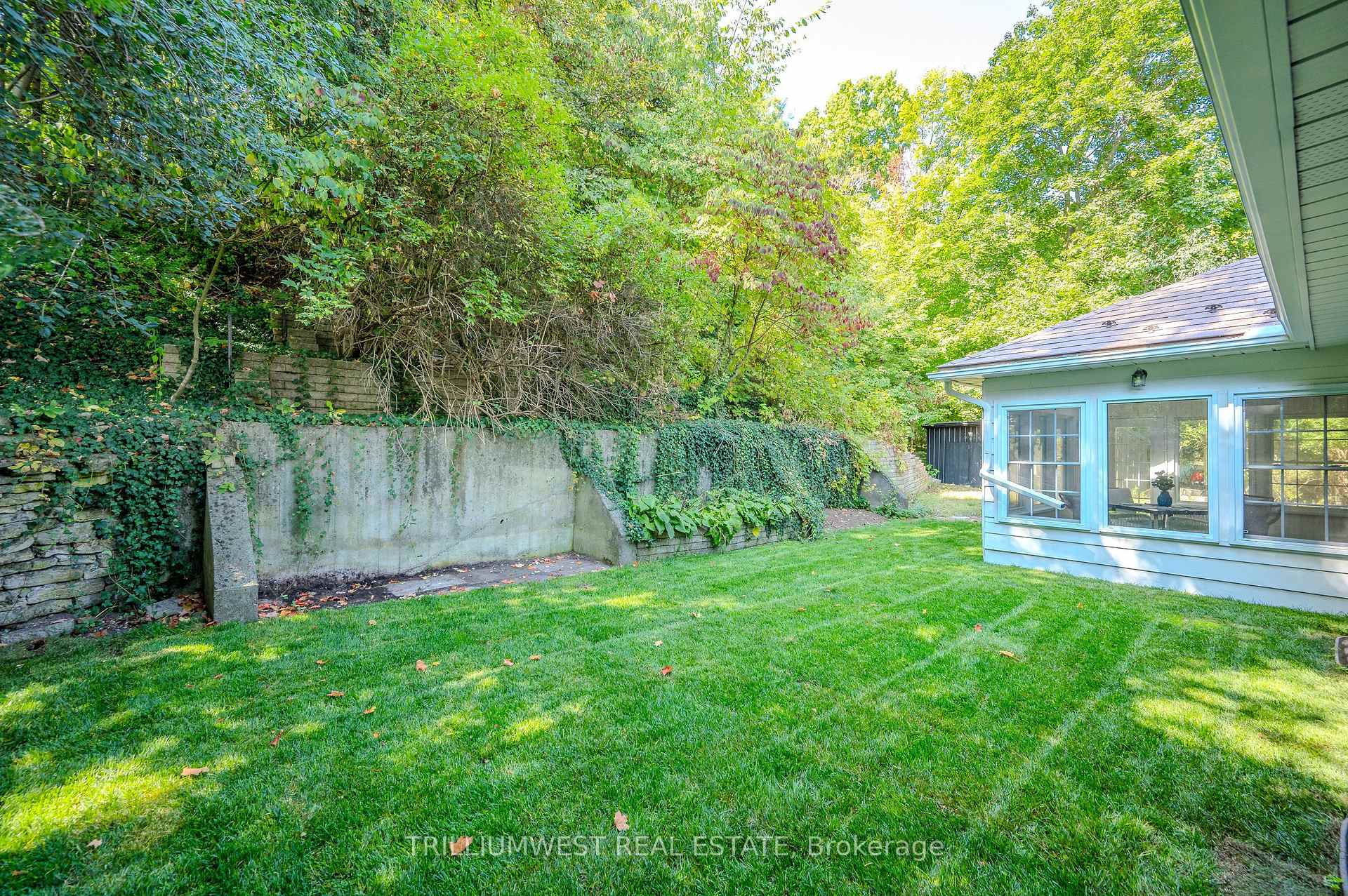 Photo 18 of 72 Valewood Place, Kitchener — HOMEH