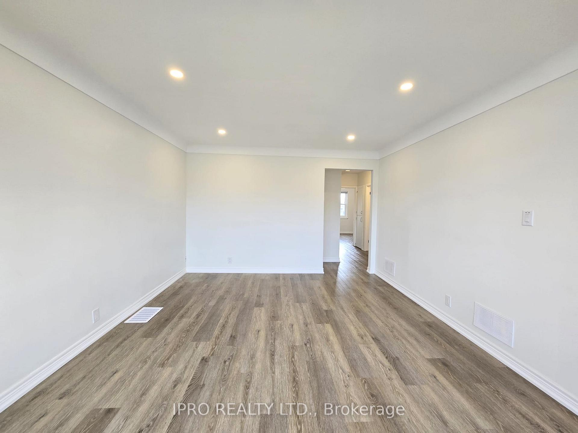 Photo 3 of Unit (Upper), 371 East 28th Street, Hamilton, Burkholme — HOMEH