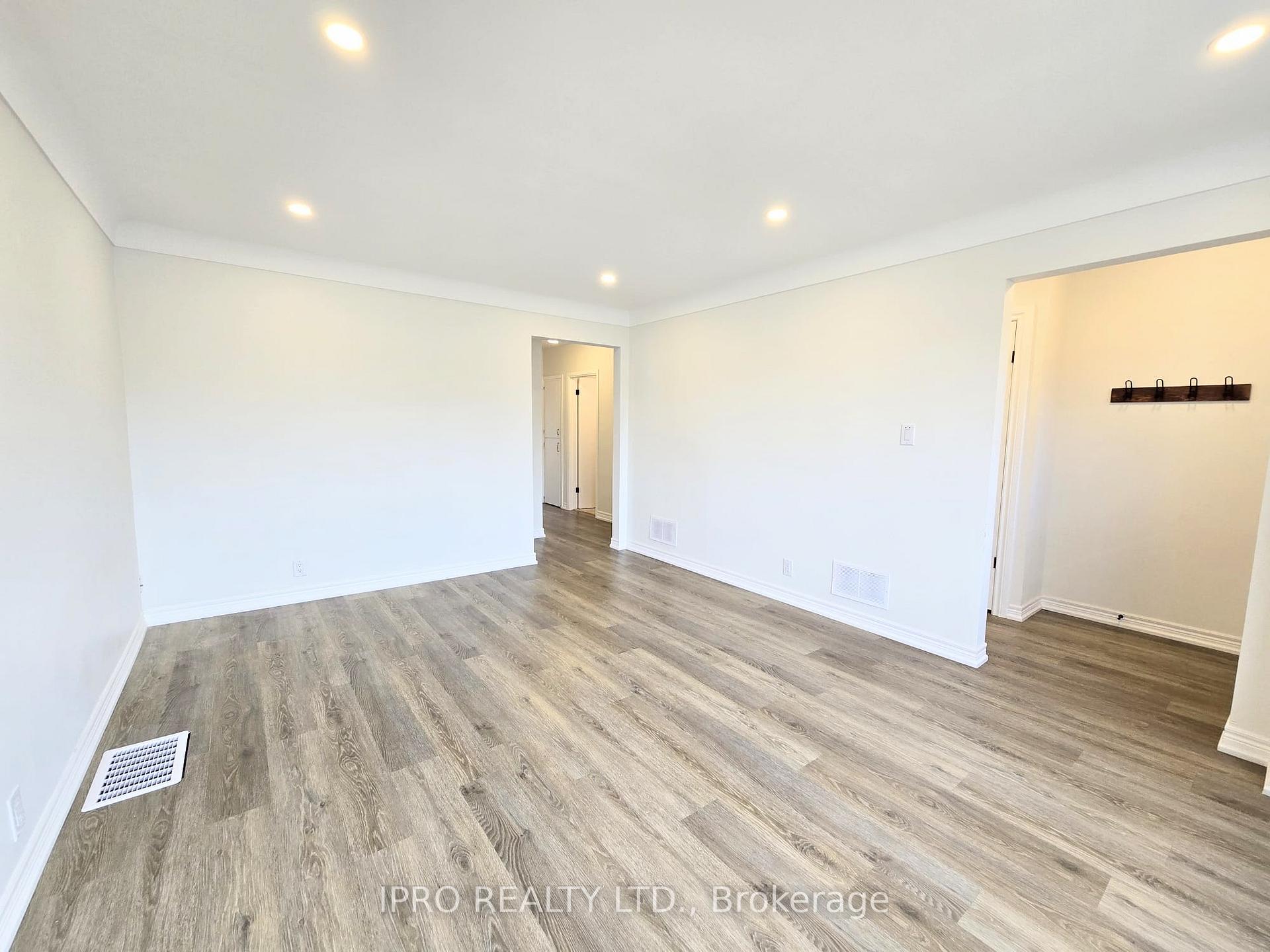 Photo 4 of Unit (Upper), 371 East 28th Street, Hamilton, Burkholme — HOMEH