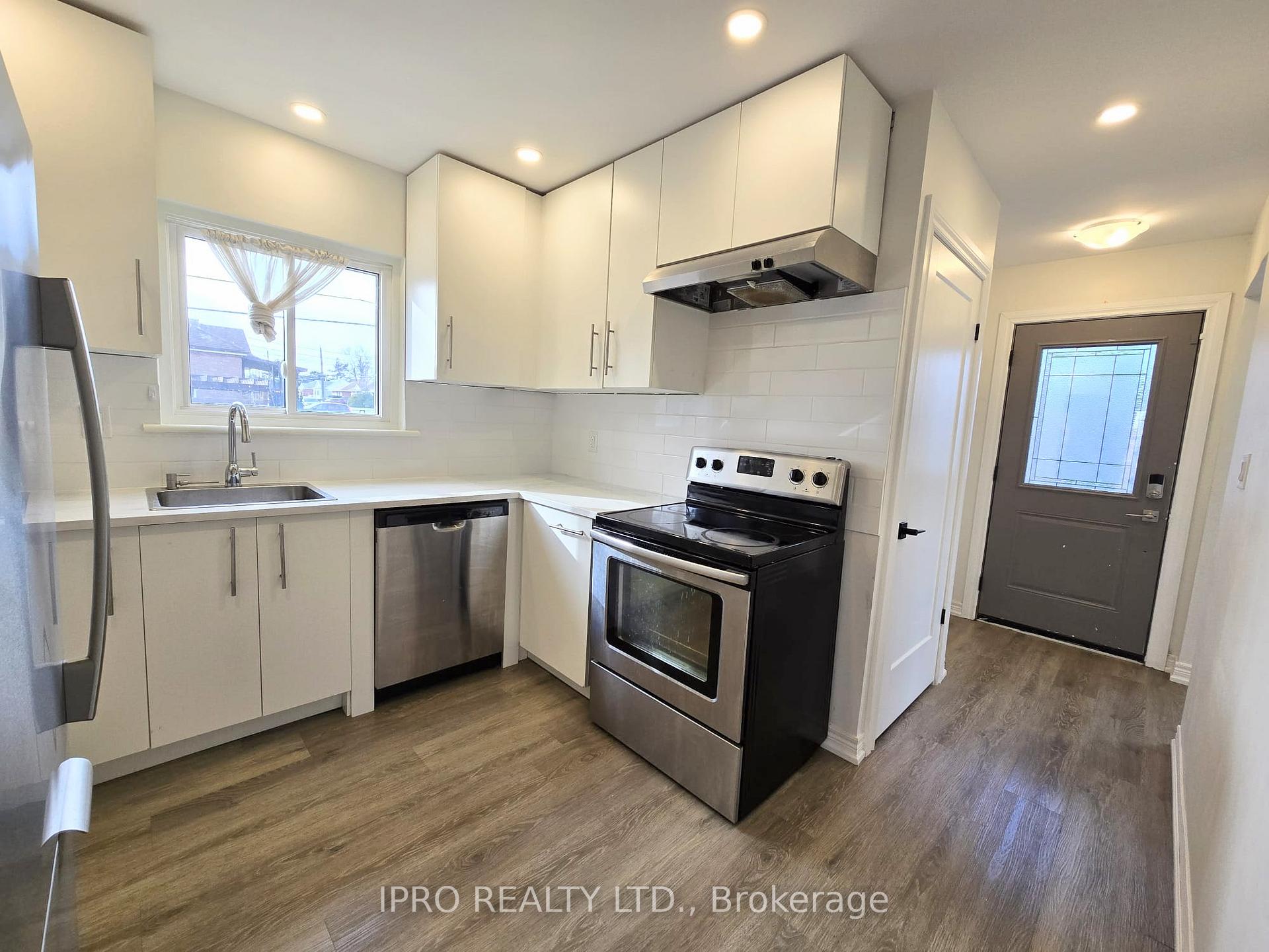 Photo 9 of Unit (Upper), 371 East 28th Street, Hamilton, Burkholme — HOMEH