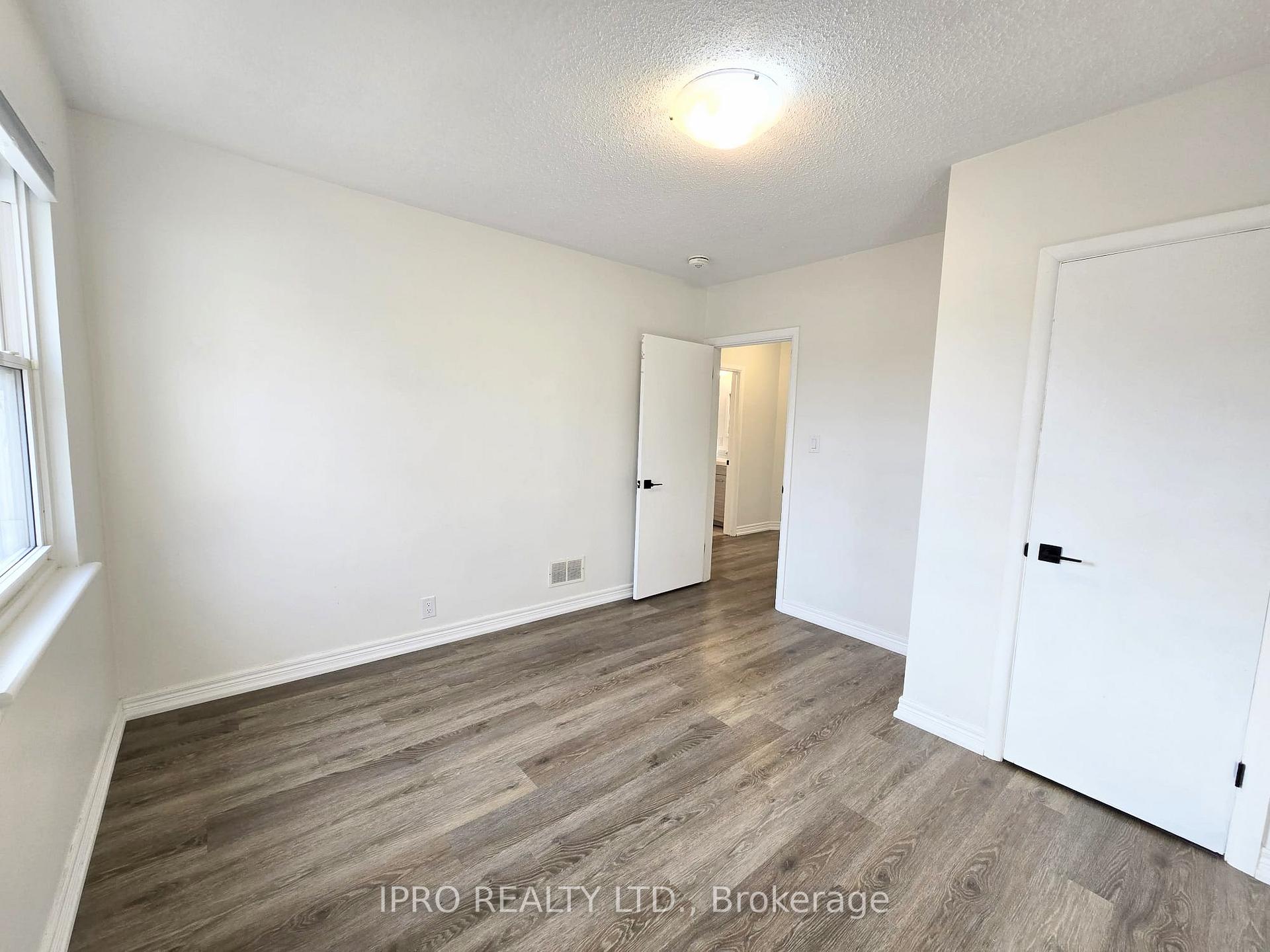 Photo 11 of Unit (Upper), 371 East 28th Street, Hamilton, Burkholme — HOMEH