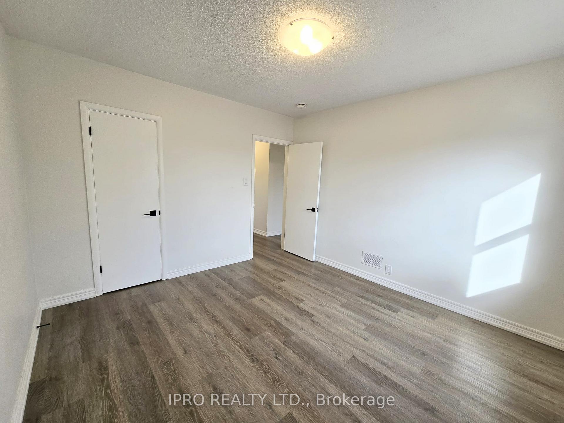 Photo 15 of Unit (Upper), 371 East 28th Street, Hamilton, Burkholme — HOMEH