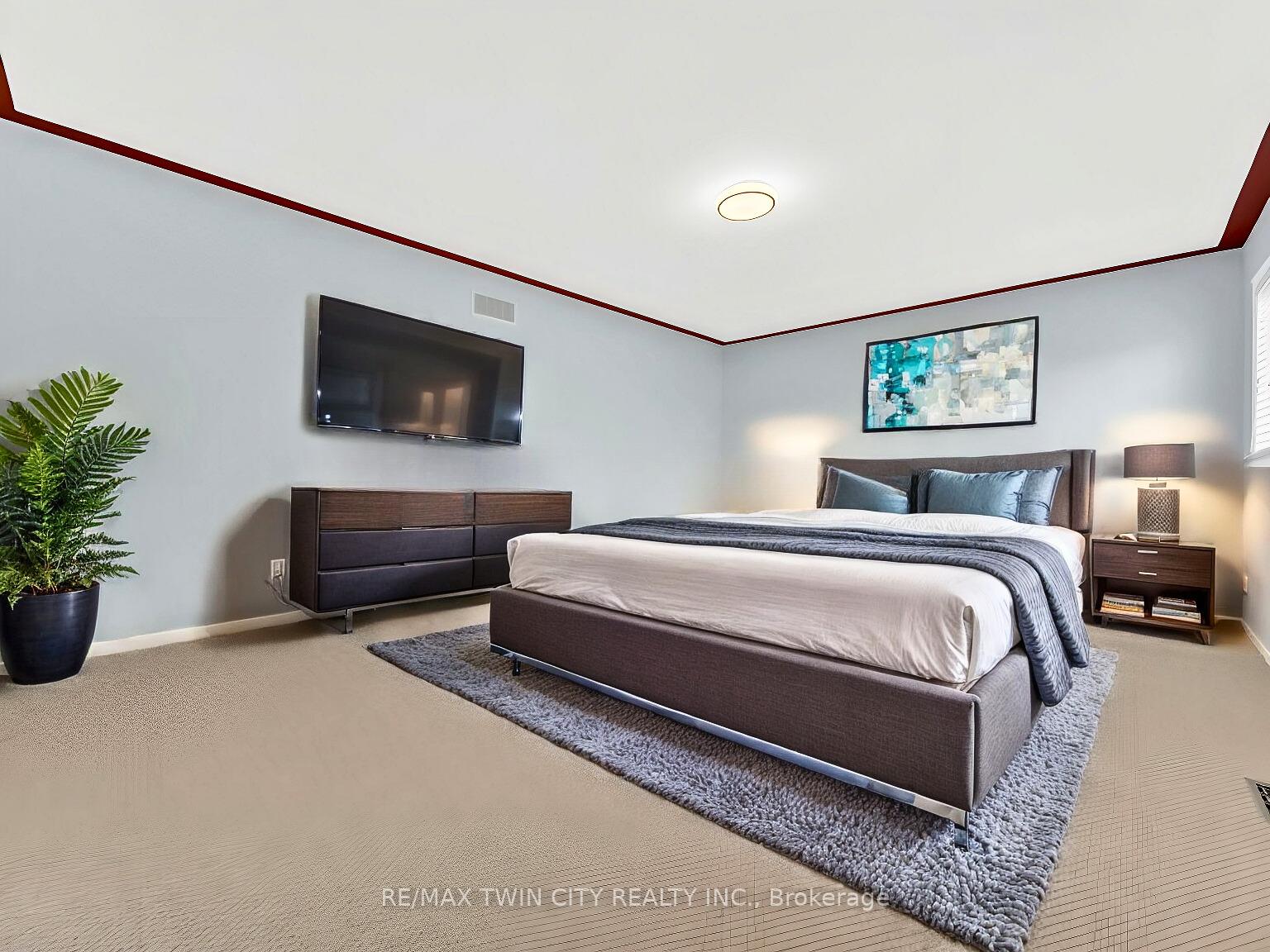 Photo 19 of 182 Doon Mills Drive, Kitchener — HOMEH