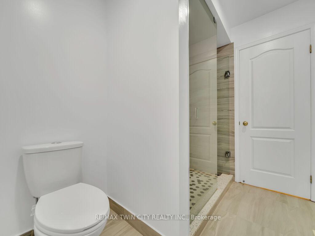 Photo 27 of 182 Doon Mills Drive, Kitchener — HOMEH