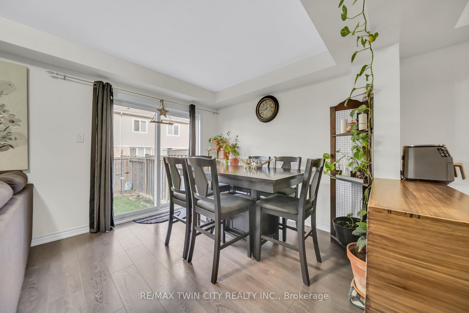 Photo 11 of 17 Stratus Street, Kitchener, Rosenburg — HOMEH