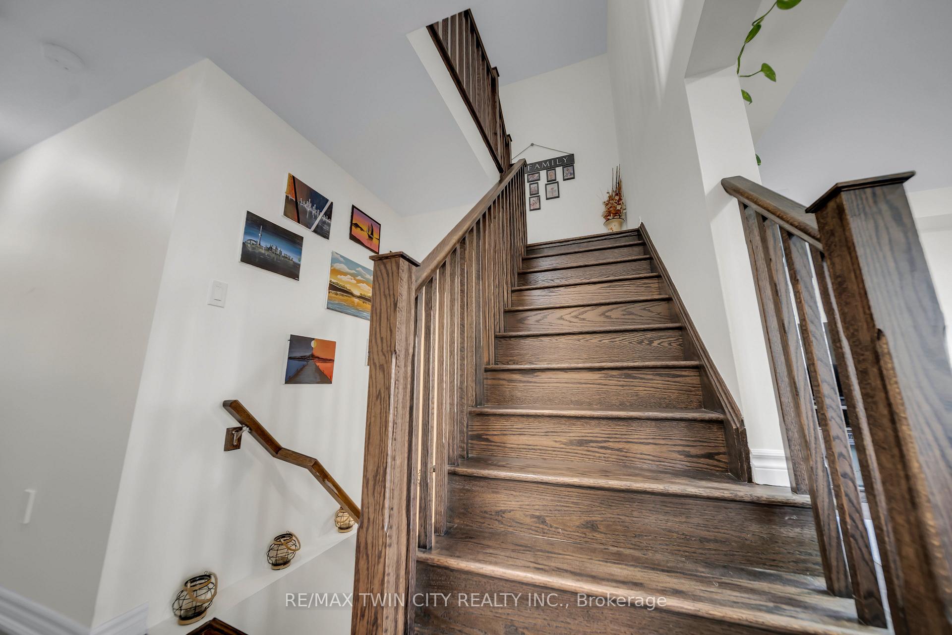 Photo 13 of 17 Stratus Street, Kitchener, Rosenburg — HOMEH