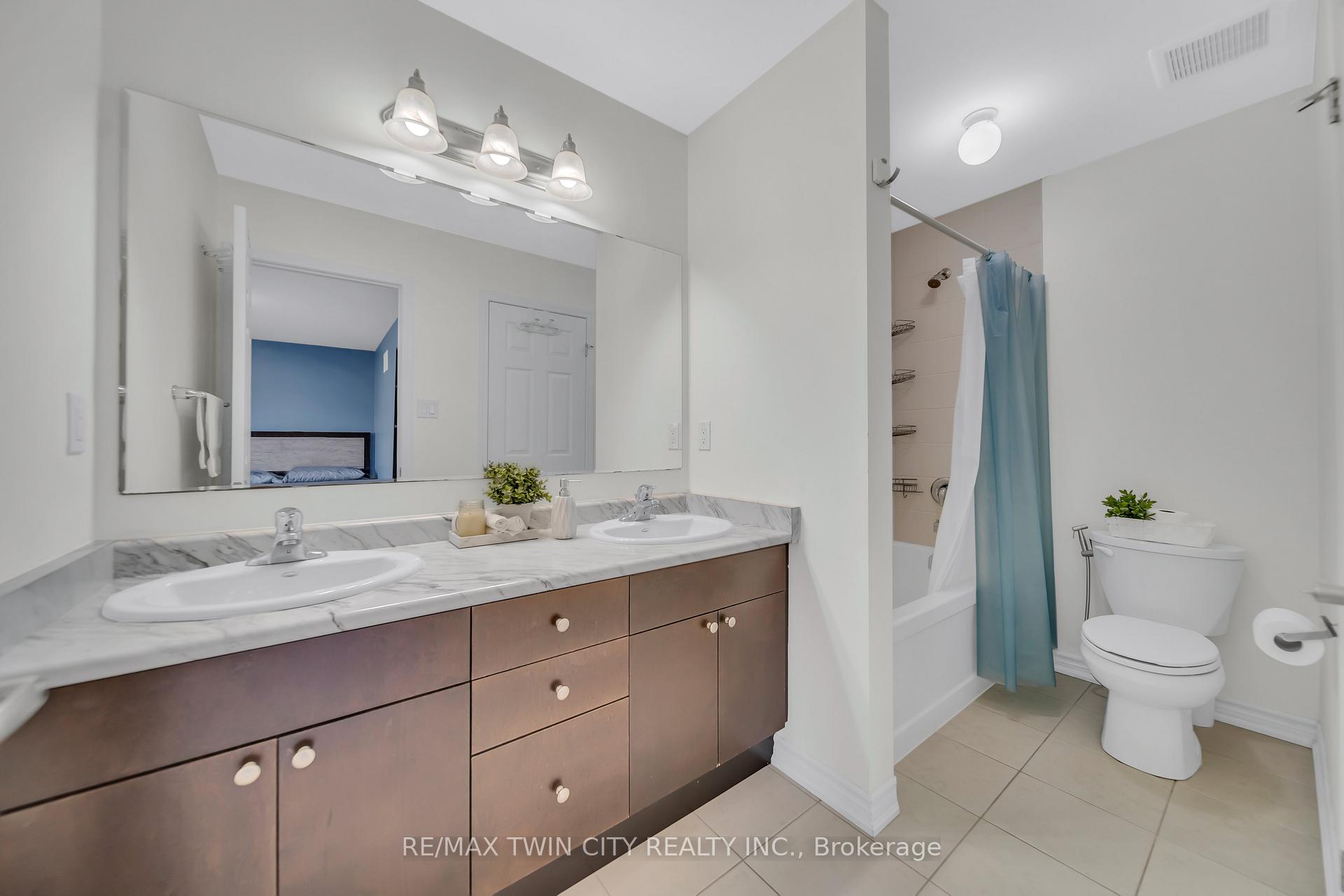 Photo 18 of 17 Stratus Street, Kitchener, Rosenburg — HOMEH