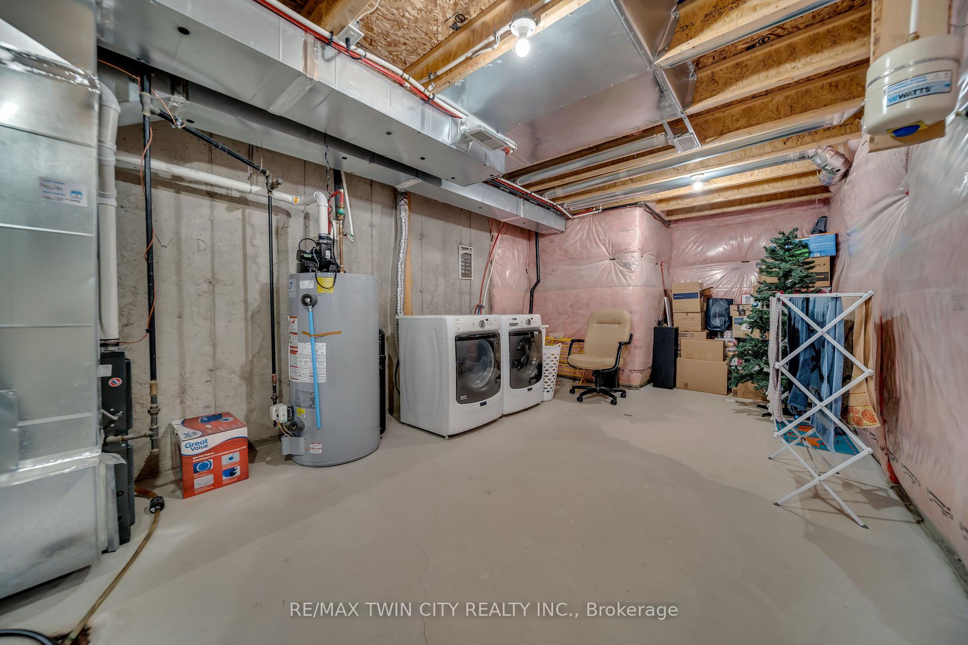 Photo 24 of 17 Stratus Street, Kitchener, Rosenburg — HOMEH