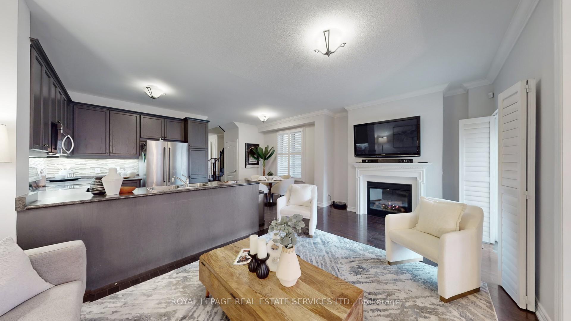 Photo 2 of 828 Miltonbrook Crescent, Milton, Willmott — HOMEH