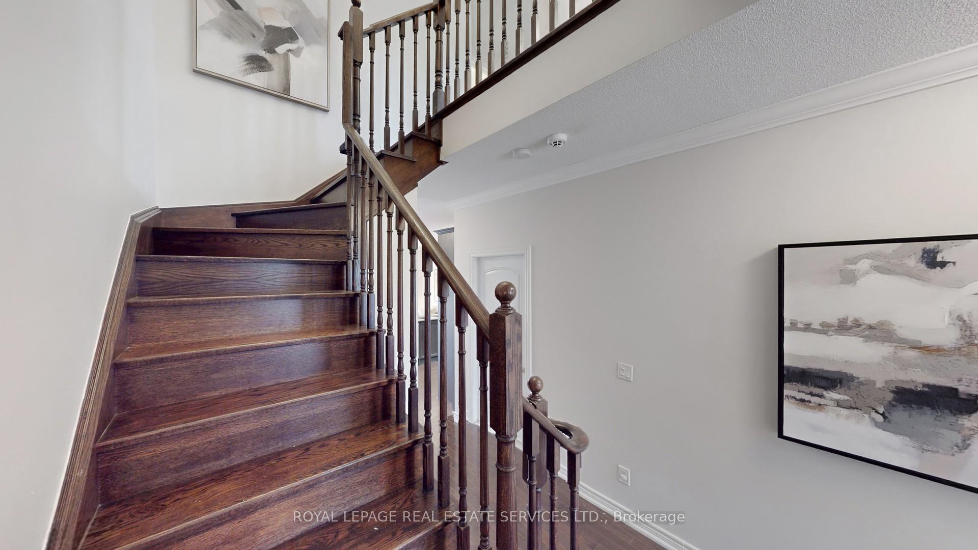 Photo 10 of 828 Miltonbrook Crescent, Milton, Willmott — HOMEH