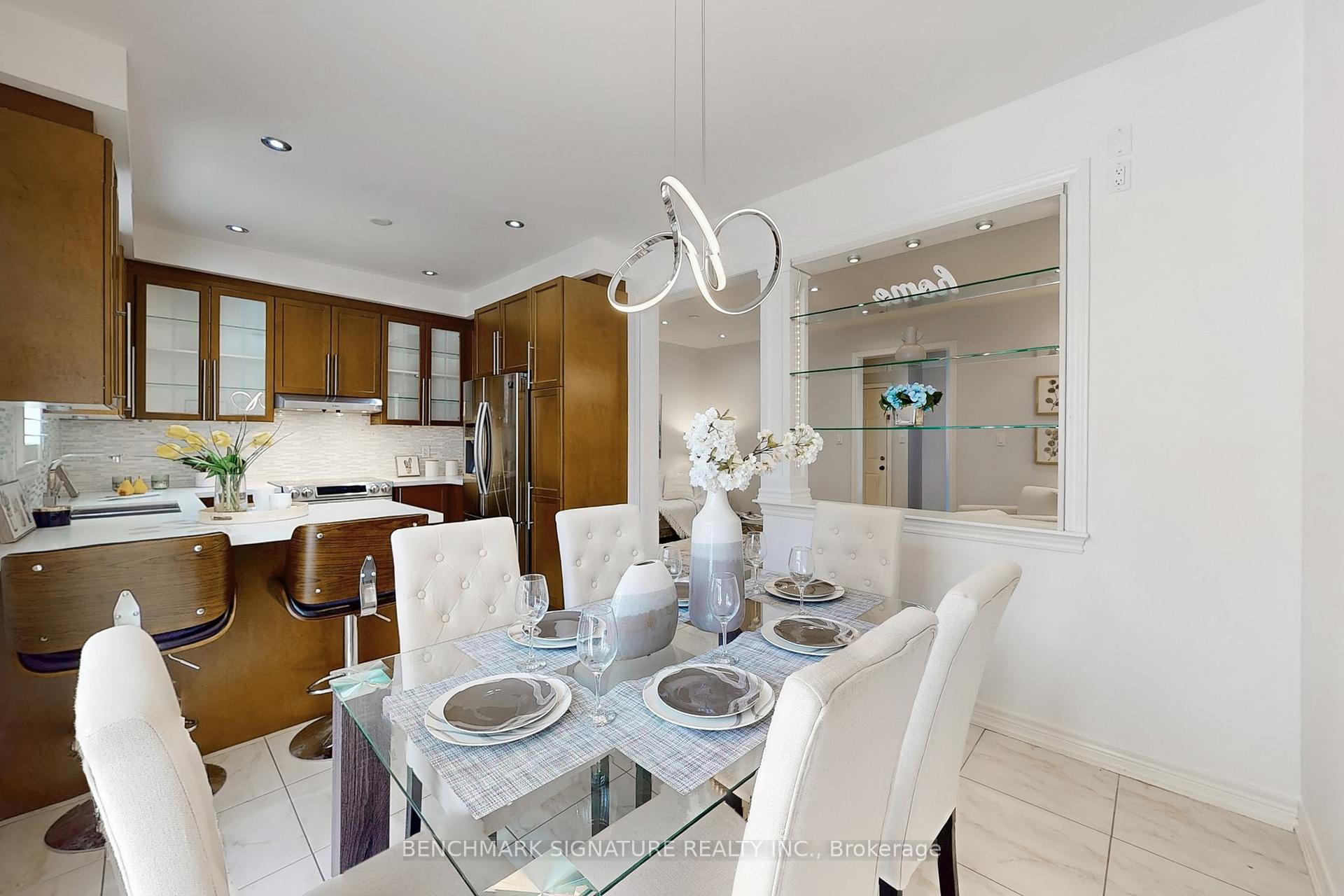 Photo 15 of 12 Staglin Court, Markham, Cathedraltown — HOMEH