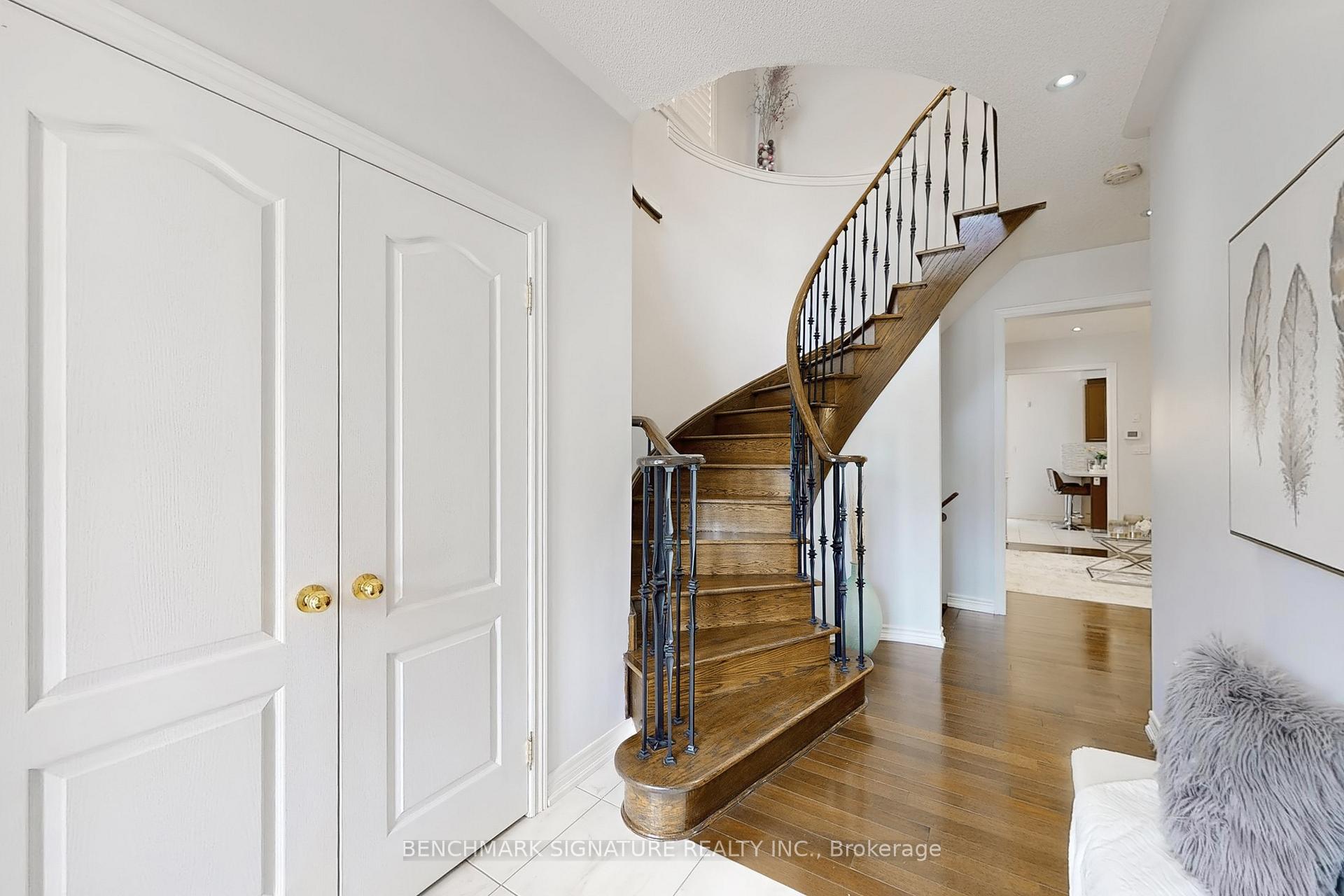 Photo 17 of 12 Staglin Court, Markham, Cathedraltown — HOMEH