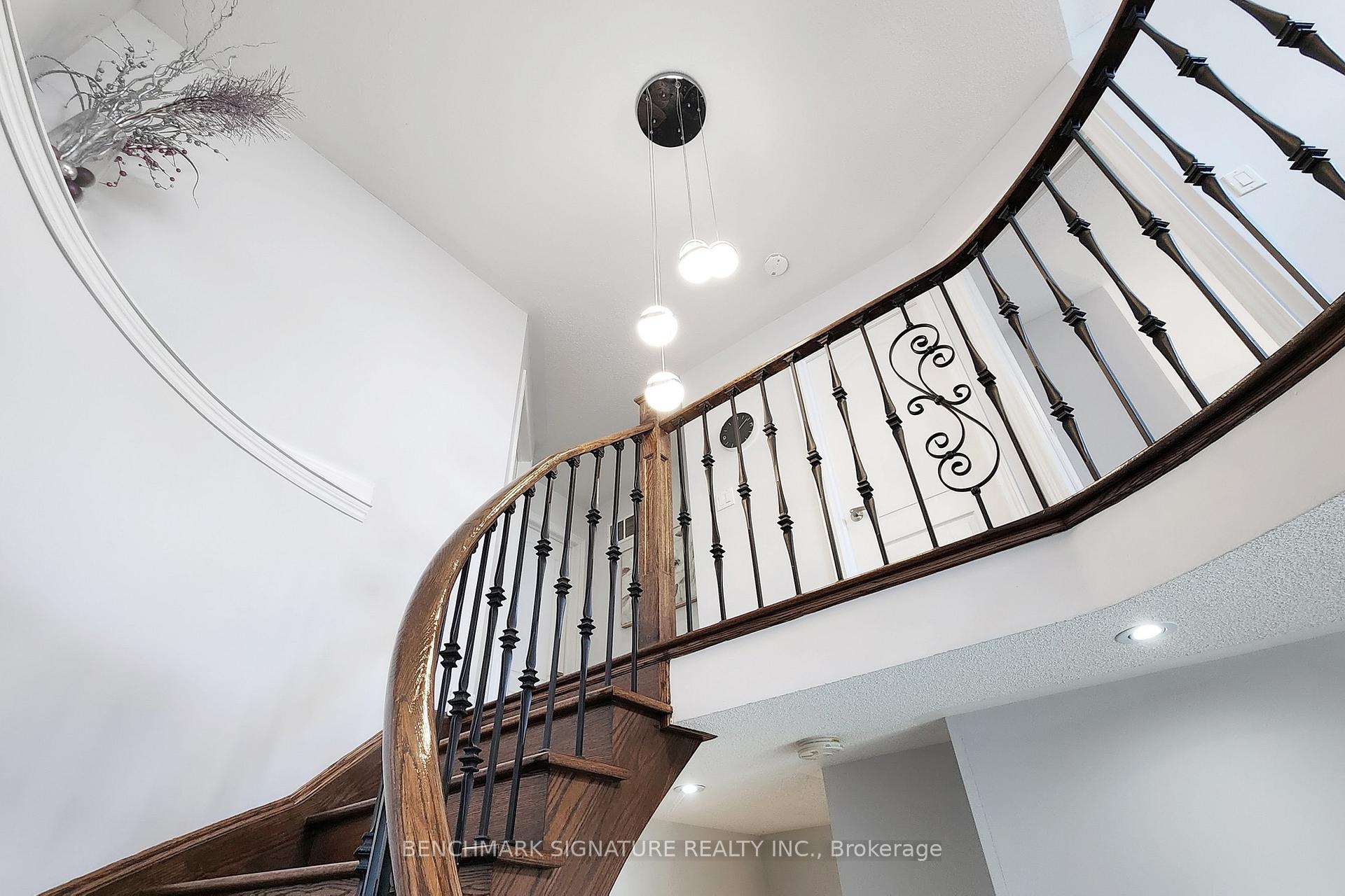 Photo 20 of 12 Staglin Court, Markham, Cathedraltown — HOMEH