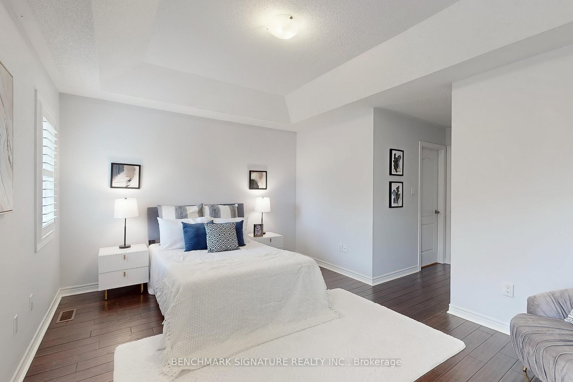 Photo 24 of 12 Staglin Court, Markham, Cathedraltown — HOMEH