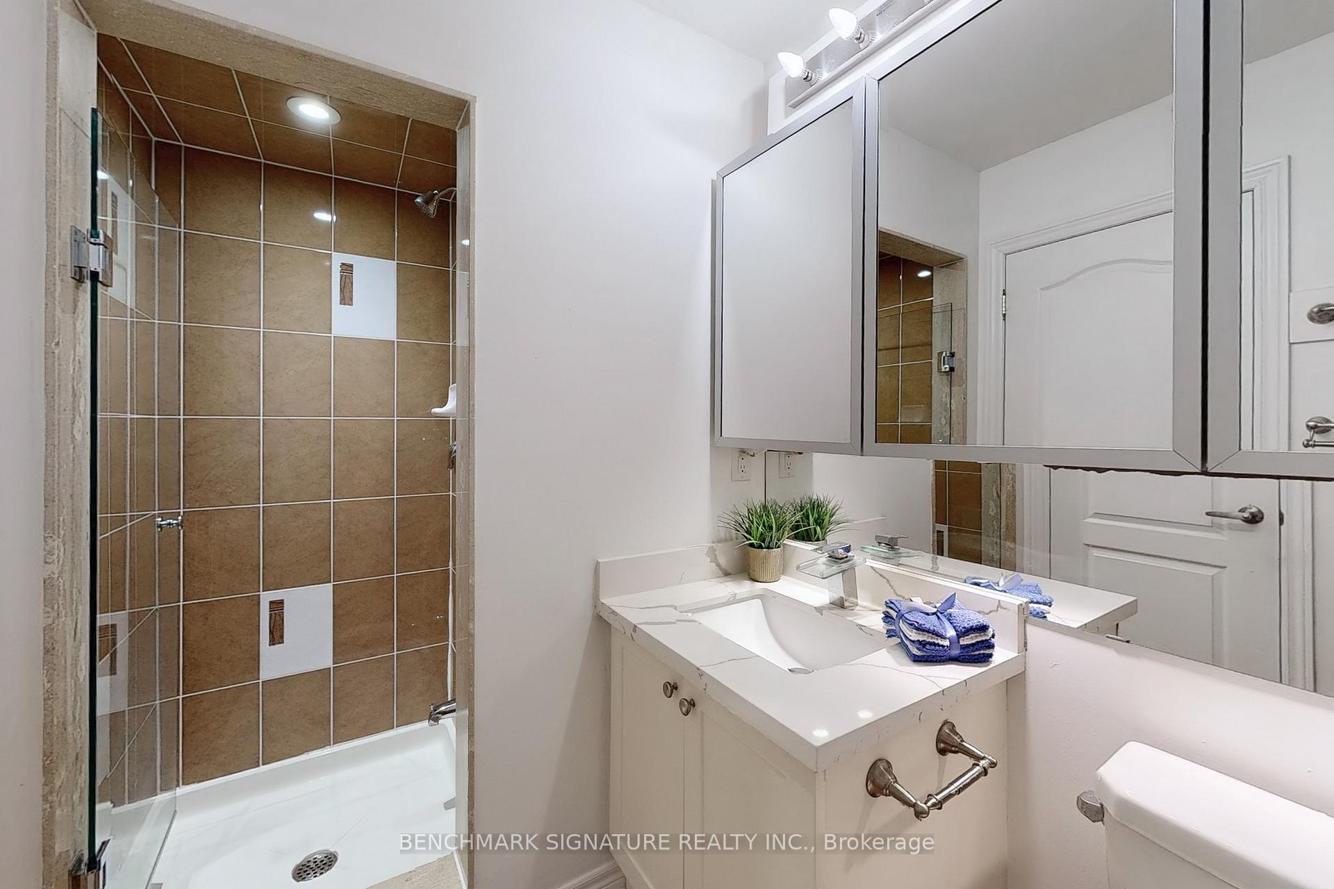 Photo 26 of 12 Staglin Court, Markham, Cathedraltown — HOMEH