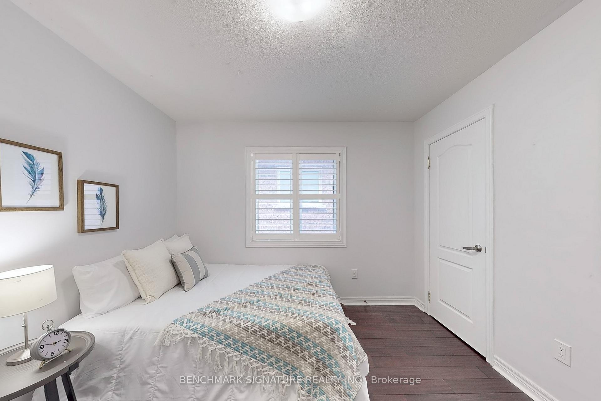 Photo 32 of 12 Staglin Court, Markham, Cathedraltown — HOMEH