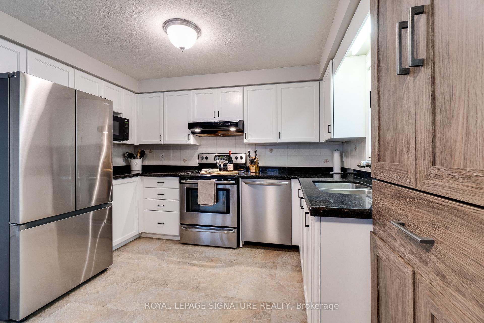 Photo 13 of 901 Copper Leaf Crescent, Kitchener — HOMEH